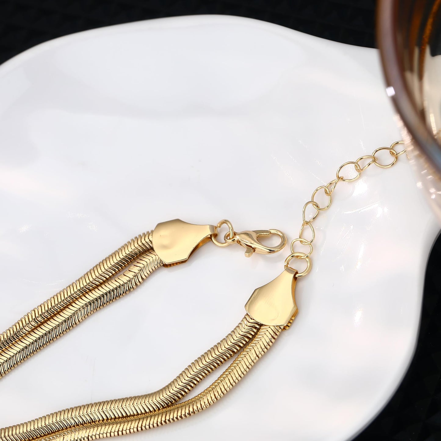 BONJOULRY Chunky Gold Knot Choker Necklace for Women Herringbone 14K Gold Plated Simple Choker Necklace Snake Chain Design Hypoallergenic Chunky Women's Snake Chain Necklaces