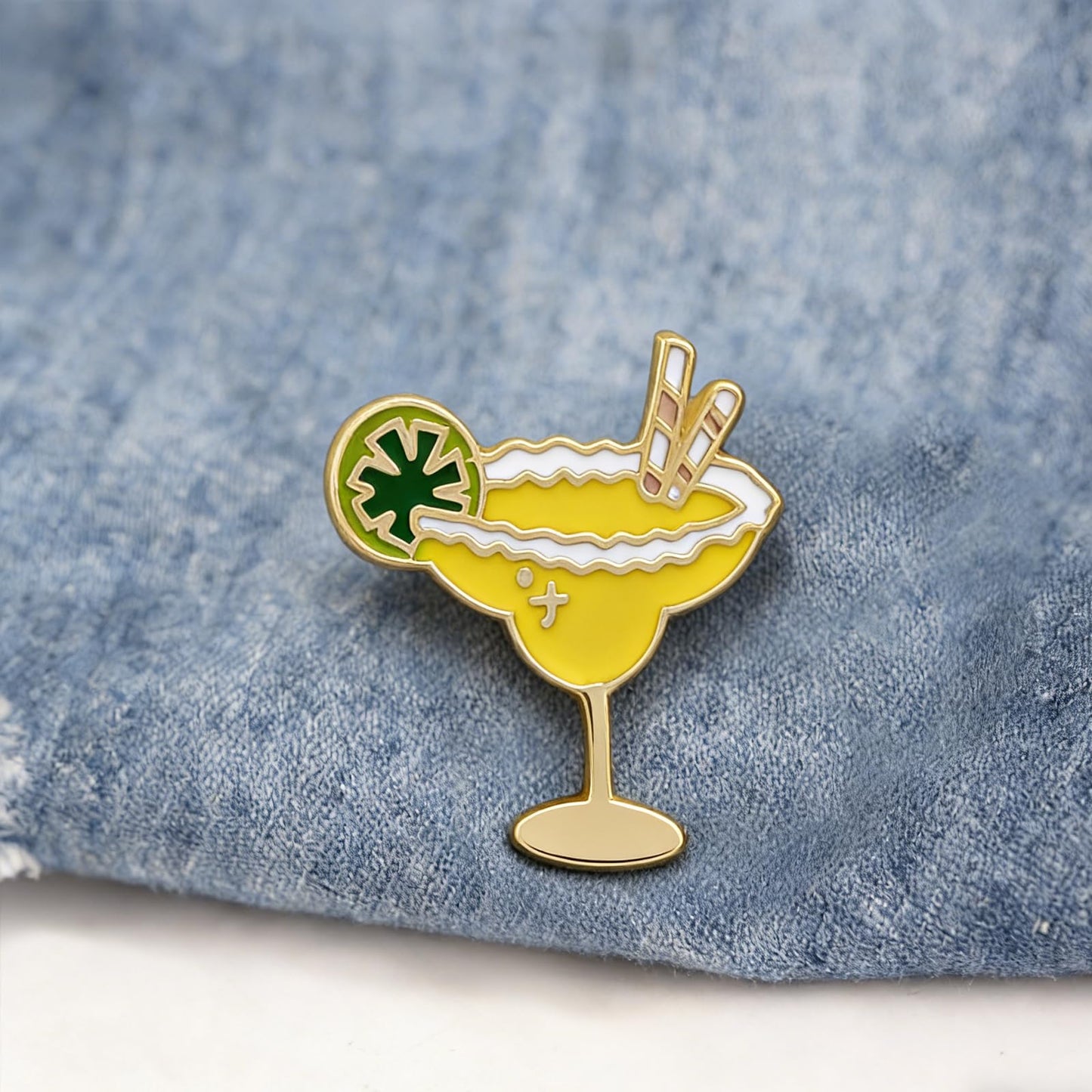DEYOUM Cocktail Wine Glass Brooch Pin for Women Trendy Cute Cocktail Wines Glass Wine Bottle Brooch Pin Party Hat Bag Suit Charm Jewelry Gift Accessories (4 PCS)