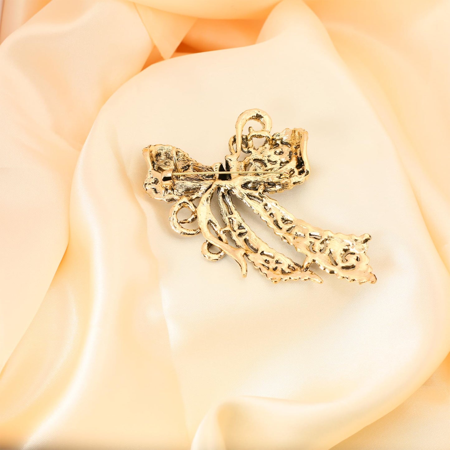 Vancy Utopia Rhinestone Bow Brooch Vintage Crystal Large Bowknot Brooches for Women Brooch Pin Wedding Fashion Jewelry Accessories,Women Gift