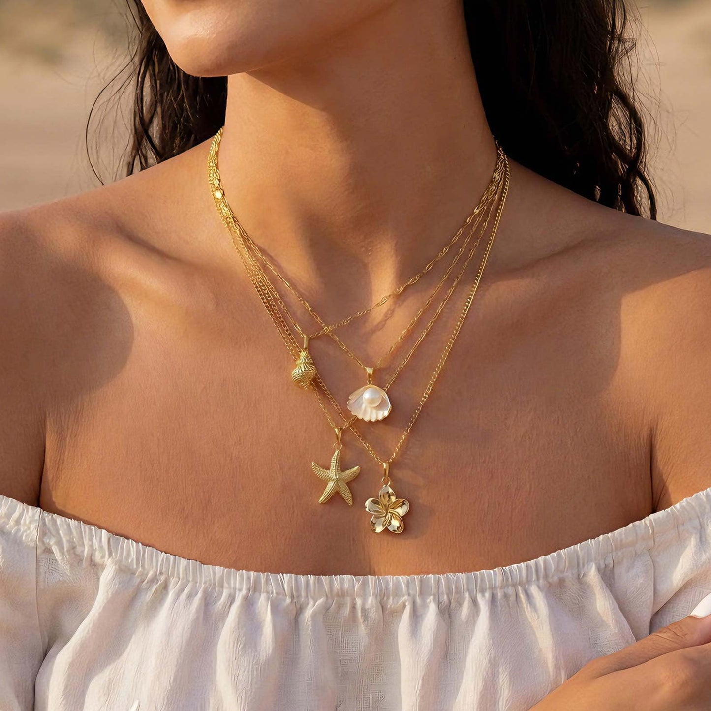 Beach Necklaces for Women Shell Starfish Necklace for Women Gold Plated Boho Layered Pendant Necklace with Pearl Conch Charm Dainty Summer Dress Beach Vacation Jewelry Gifts