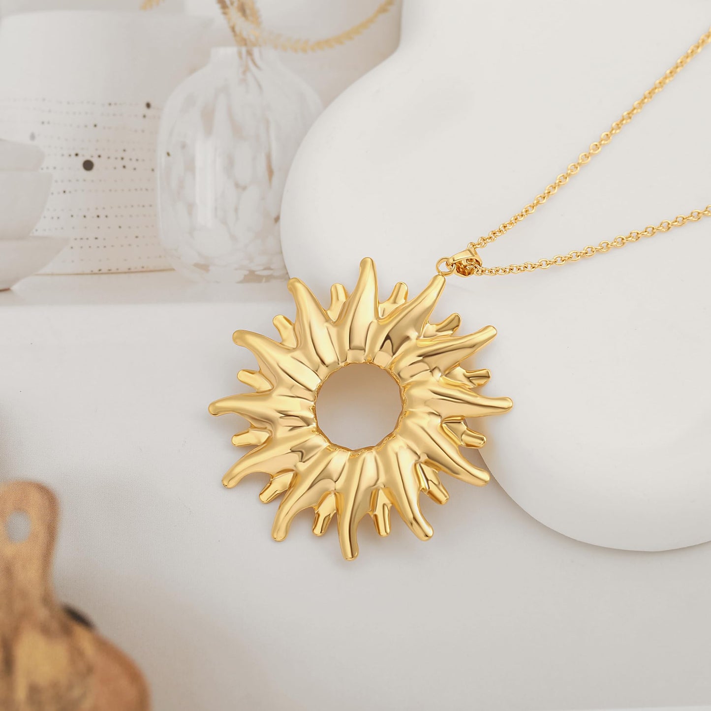 CANEVINKA 18K Gold Plated Vintage Large Sun Pendant Necklace for Women Long Sweater Chain Necklace Charm Sunflower Jewelry Gift