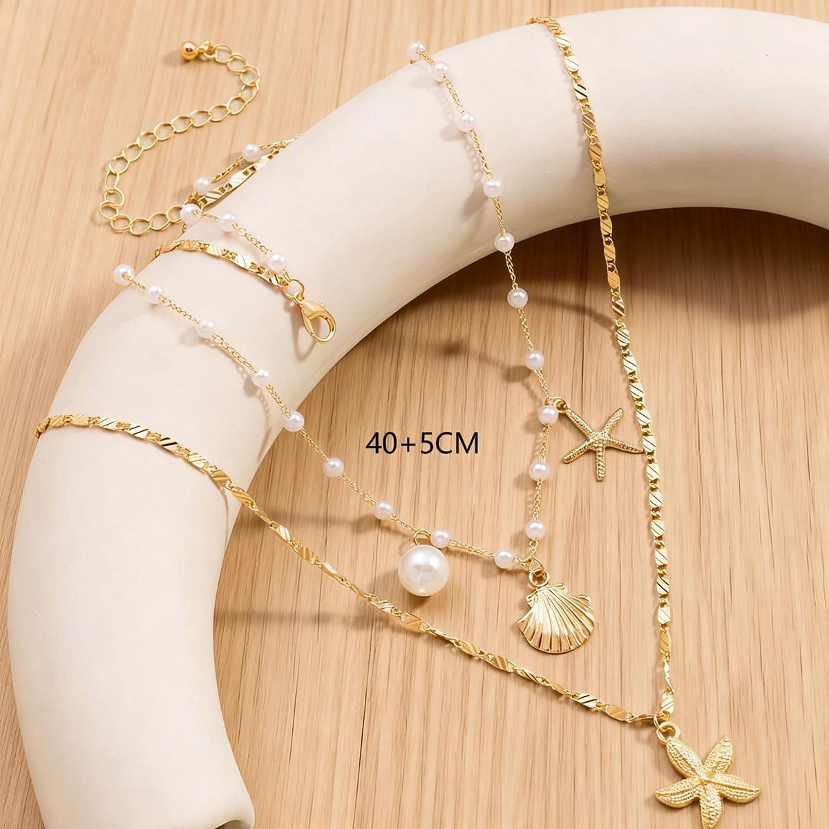 GYRMMUE Gold Starfish Necklaces for Women Boho Seashell Pendant Layered Necklaces Set Dainty Ocean Beach Charm Necklace Hawaiian Shell Stackable Beaded Necklace Summer Vacation Jewelry (Gold)