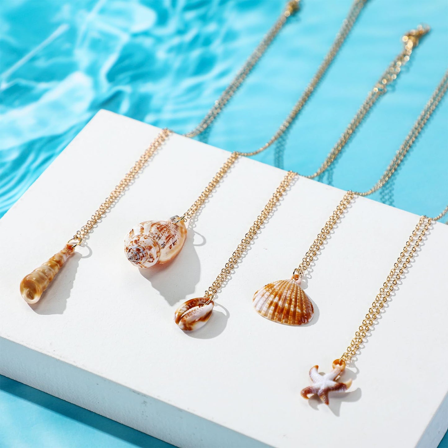 Tondiamo 50 Pack Seashell Necklace Bulk for Women Natural Ocean Themed Jewelry Adjustable Conch Scallop Pendant Necklace for Summer(10 styles)