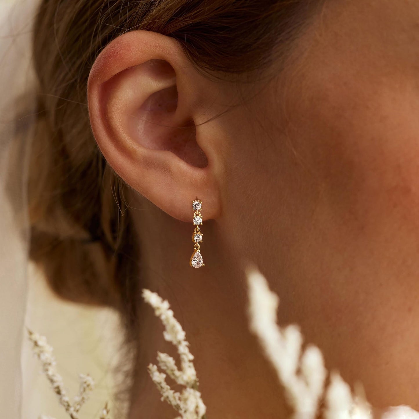 Long Dangle Earrings for Women,14k Gold Plated Crystal Drop Earrings Dainty Wedding Gold Earrings for Women Trendy Cute Bridal Dangling Earrings Cute Jewelry