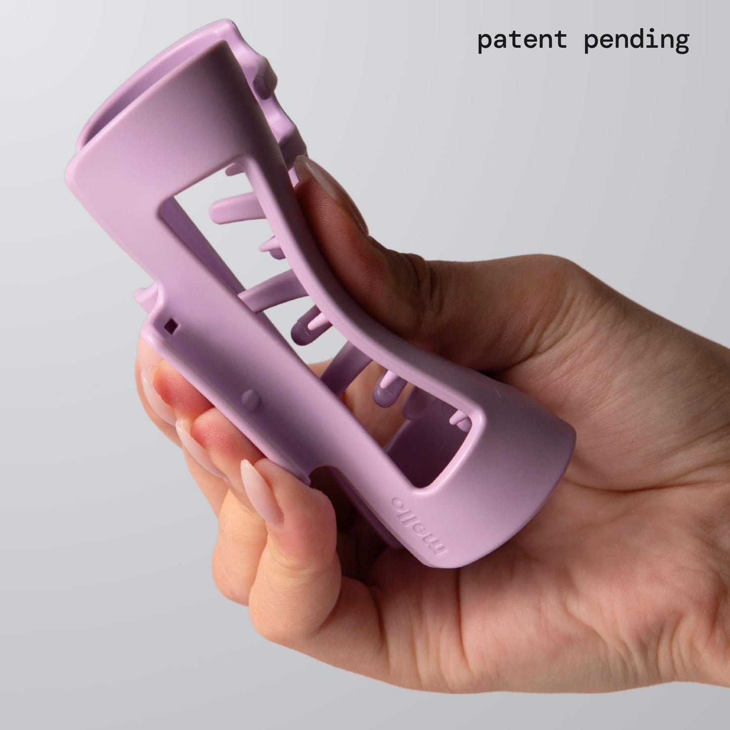 The Original Mello Hair Claw Clip Squishy Claw Clip Made in Korea Patent Pending 30021976 (Purple, Medium)
