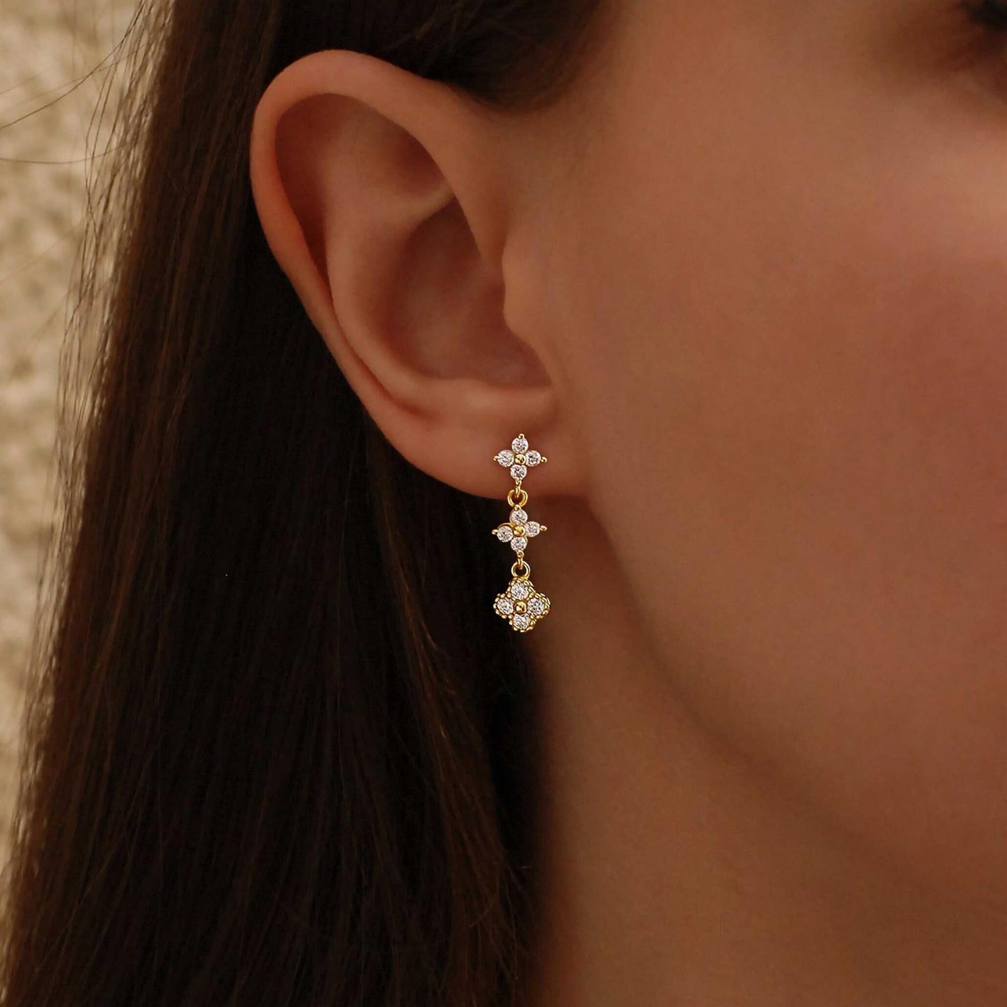 Voduim Dangle Earrings for Women, Dainty Wedding Earrings 14k Gold Plated Clover Drop Earrings for Women Trendy Cute Gold Earrings Long Dangling Rhinestone Earrings Unique Prom Jewelry for Women