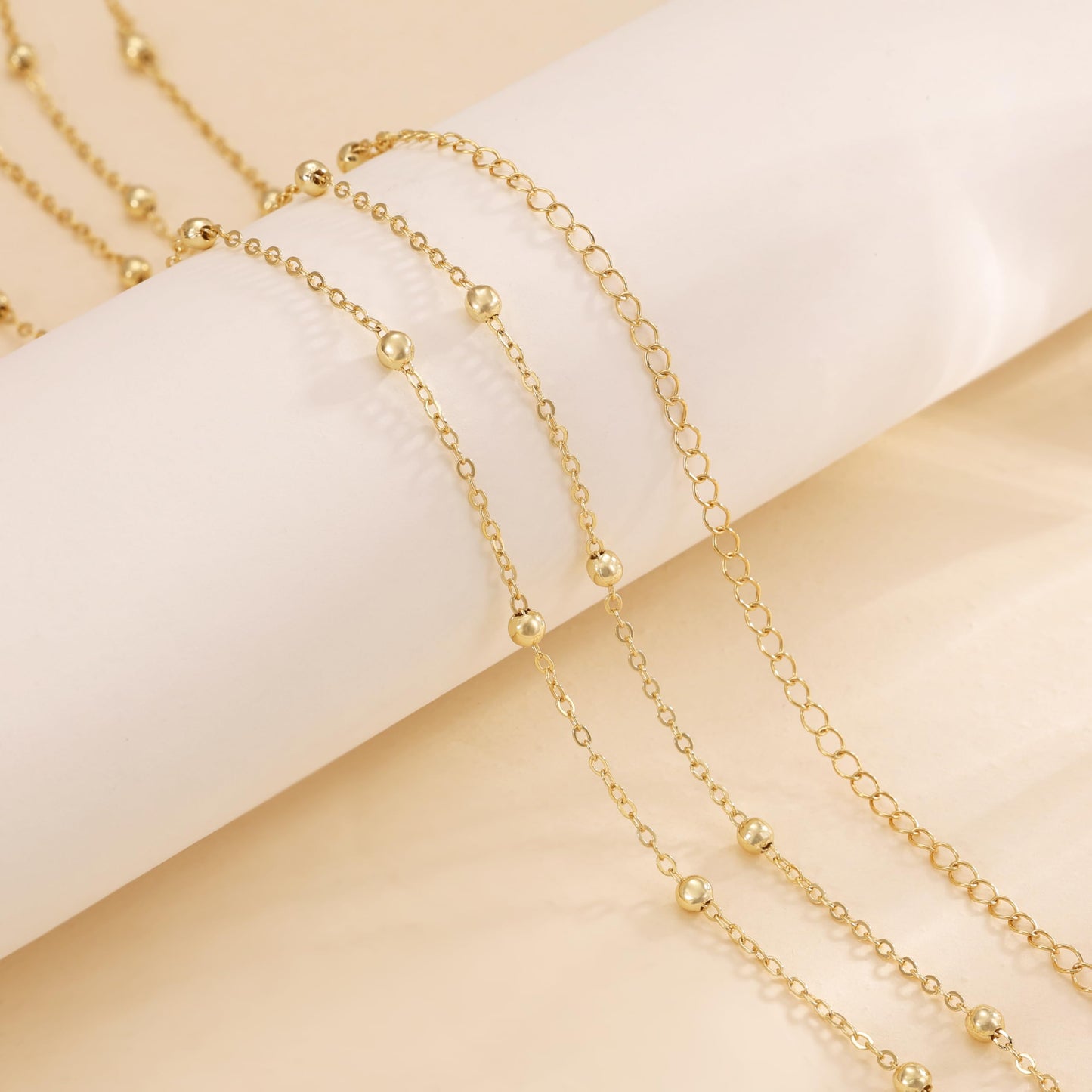 HERSIN Waist Beads for Women, 14k Gold Plated Waist Chain Cute Body Chain Gold Chain Belt for Womens Belly Chain Dainty Fashion Beach Accessories for Womens Gold Jewelry for Women Gifts