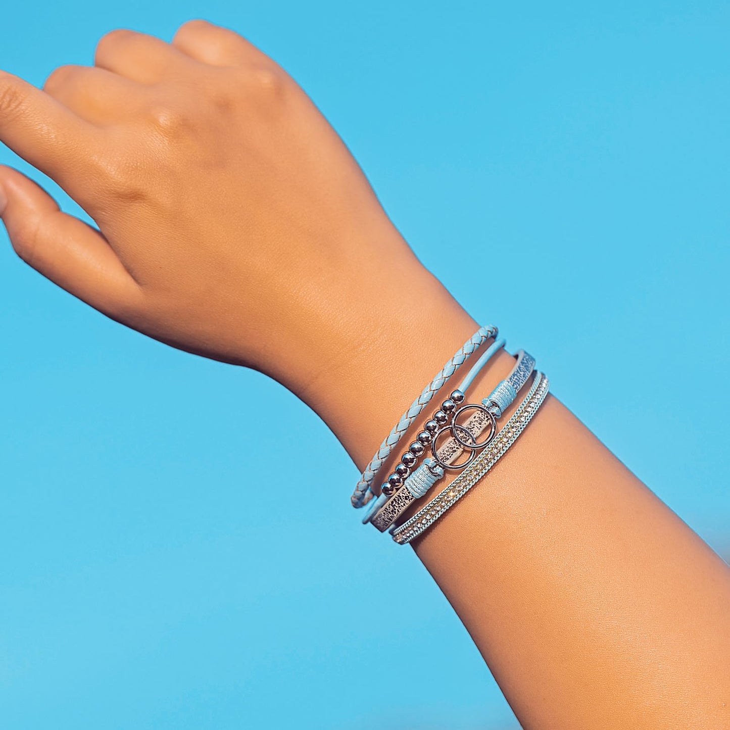 FANCY SHINY Boho Leather Wrap Bracelet Stackable Beaded Infinity Chunky Cuff Bracelets with Magnetic Clasp Western Hippie Outfits Jewelry Gifts for Women(Teal)