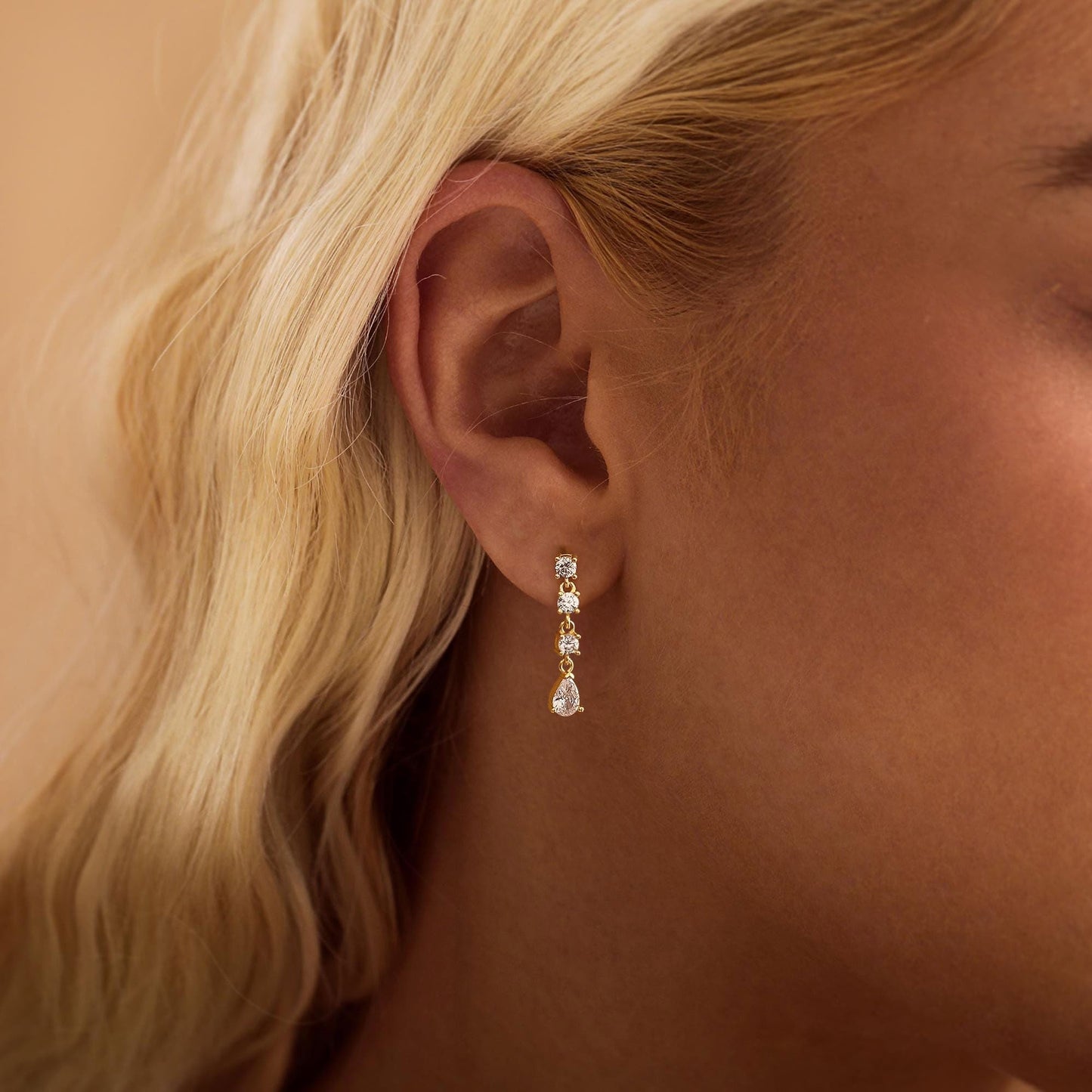 Long Dangle Earrings for Women,14k Gold Plated Crystal Drop Earrings Dainty Wedding Gold Earrings for Women Trendy Cute Bridal Dangling Earrings Cute Jewelry