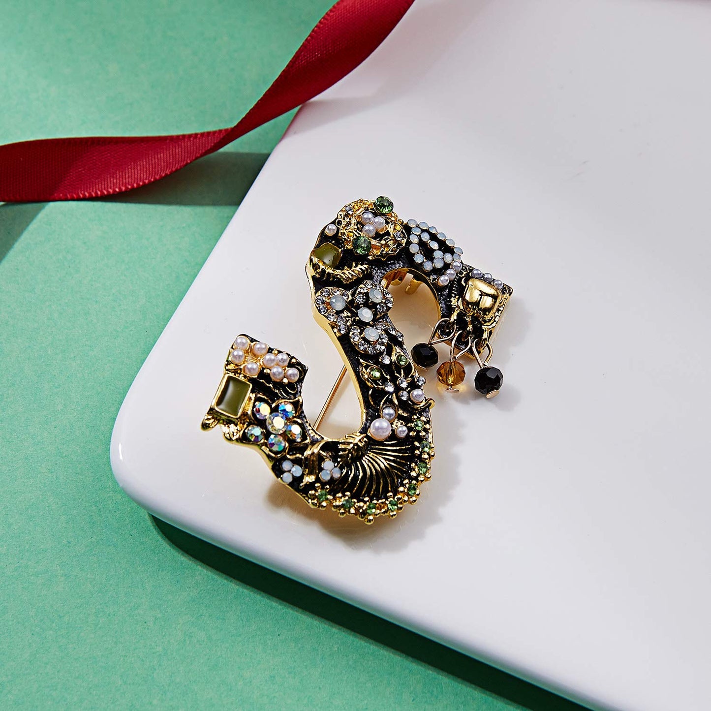 RINHOO Crystal Pearl Initial Brooch Gold Plated Enamel Colorful Letter Alphabet Breastpin Pin Jewelry for GIFTS (Letter -S)