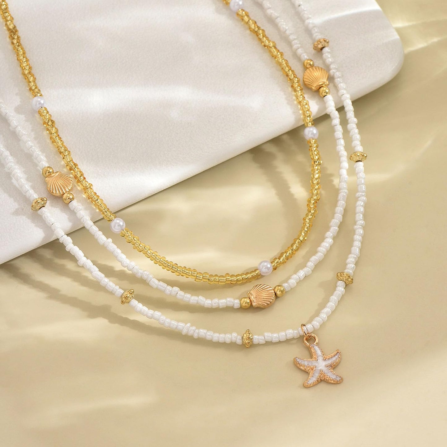 Gold Starfish Shell Necklace for Women Boho Layered Seashell Conch Shell Pearl Pendant Necklaces Set Bohemain Starfish Beach Necklaces Stack Beachy Summer Jewelry Outfits Accessories