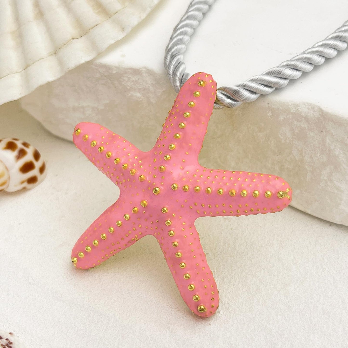 Nojess Starfish Necklace for Women Large Star Pendant Necklaces Beach Necklaces Statement Chunky Necklaces Summer Holiday Beach Party Jewelry (Pink Starfish Necklace)