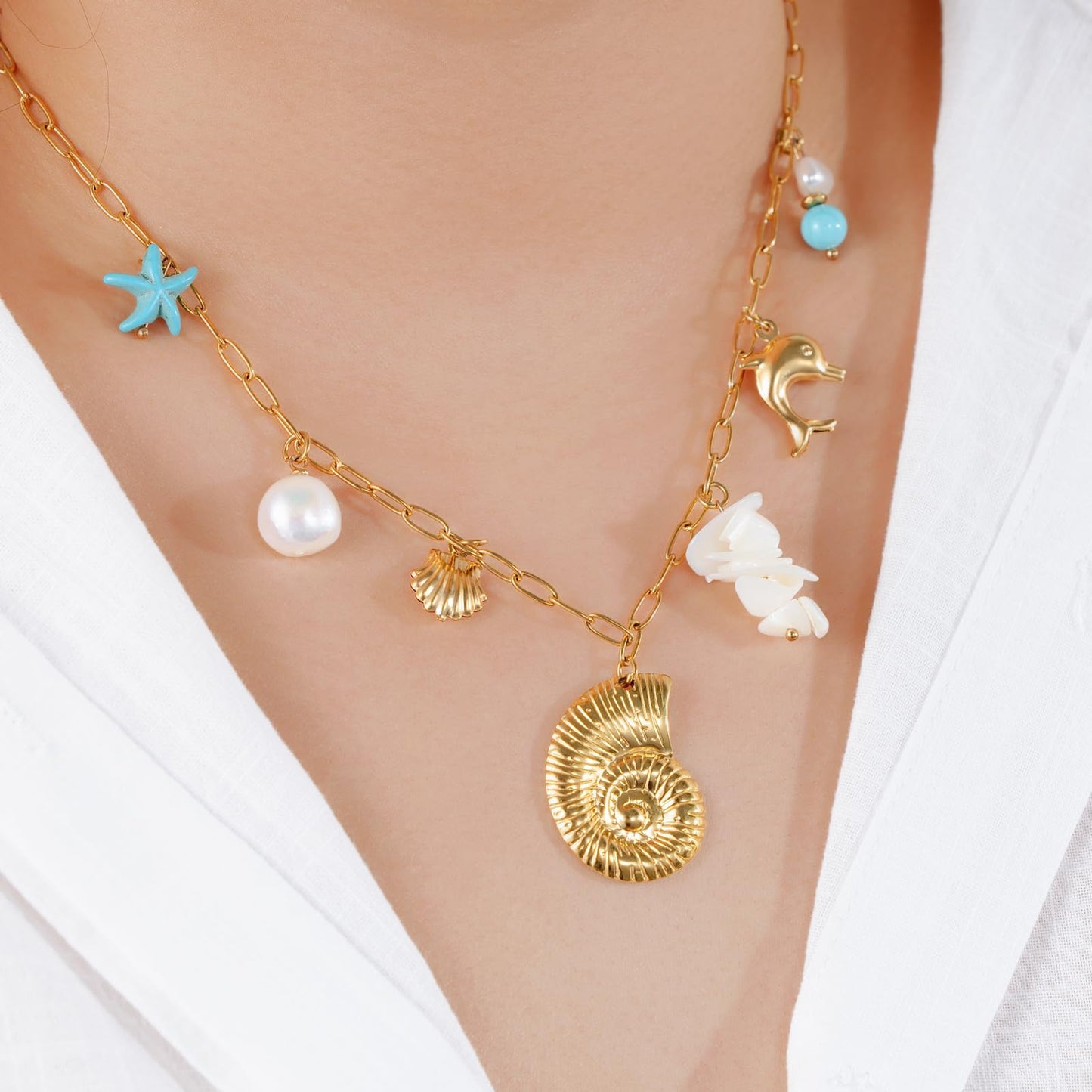 Chunky Gold Necklace Statement Boho Beach Ocean Summer Stainless Steel Jewelry Shell Starfish Turquoise Dolphin Pearl Sun Flower Wave Heart Fish Charm Choker Necklaces for Women(Seashell)