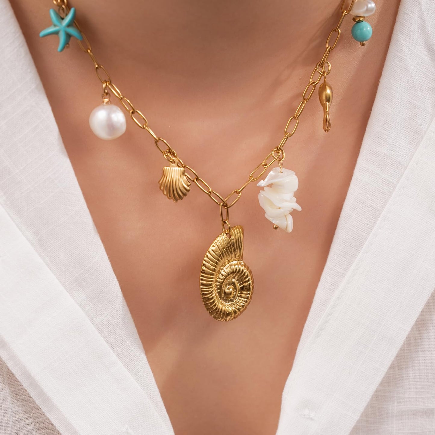 Chunky Gold Necklace Statement Boho Beach Ocean Summer Stainless Steel Jewelry Shell Starfish Turquoise Dolphin Pearl Sun Flower Wave Heart Fish Charm Choker Necklaces for Women(Seashell)