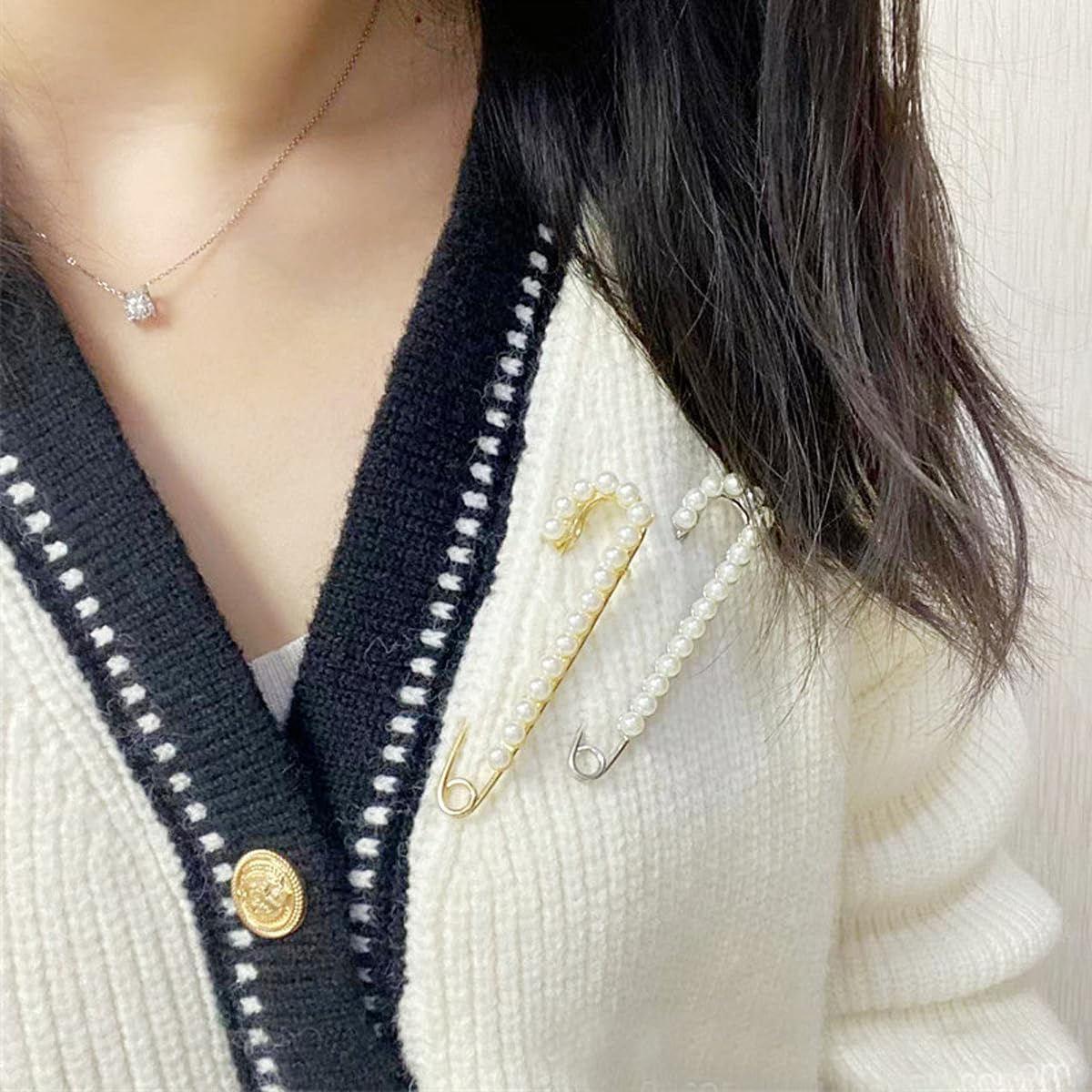 14 Pieces Brooch Safety Pins, Pearl Brooch Button Pin Pant Waist Tightener Pins for Clothes Sweater Shawl Collar Dress Cardigan Shirt Jeans Accessories for Women Girls(Classic)