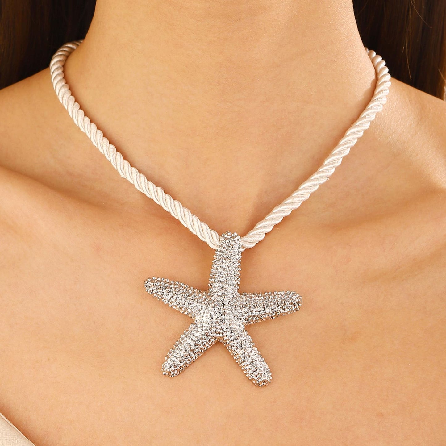 Frodete Starfish Necklace for Women Beach Necklaces Jewelry Layered Choker Drop Dangle Summer Vacation Outfits Theme Conch Seashell Accessories Ocean Pendant Dress Costume