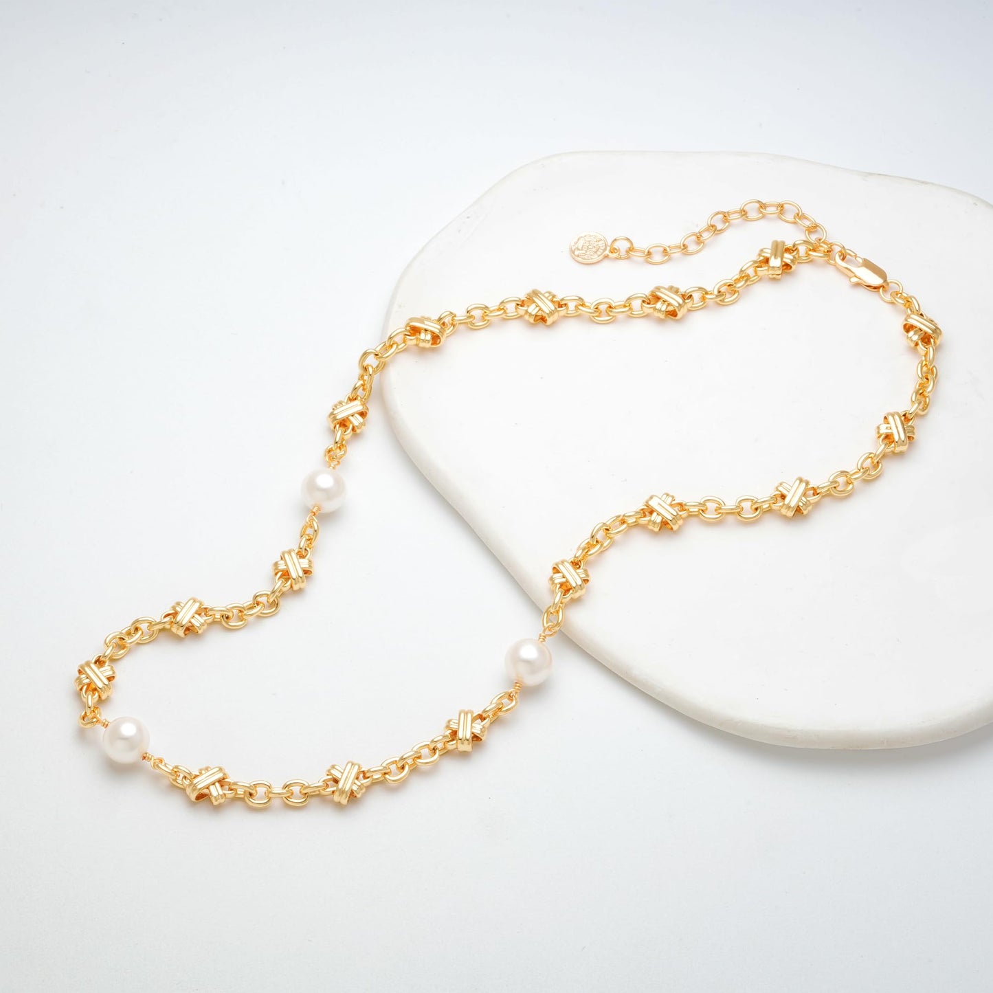 MTMY Beaded Necklaces for Women 14K Gold Plated Dainty Colorful Green/Rose Beaded Pearl Choker Necklace Delicate Boho Choker Necklace Jewelry Gift (Cross pearl)