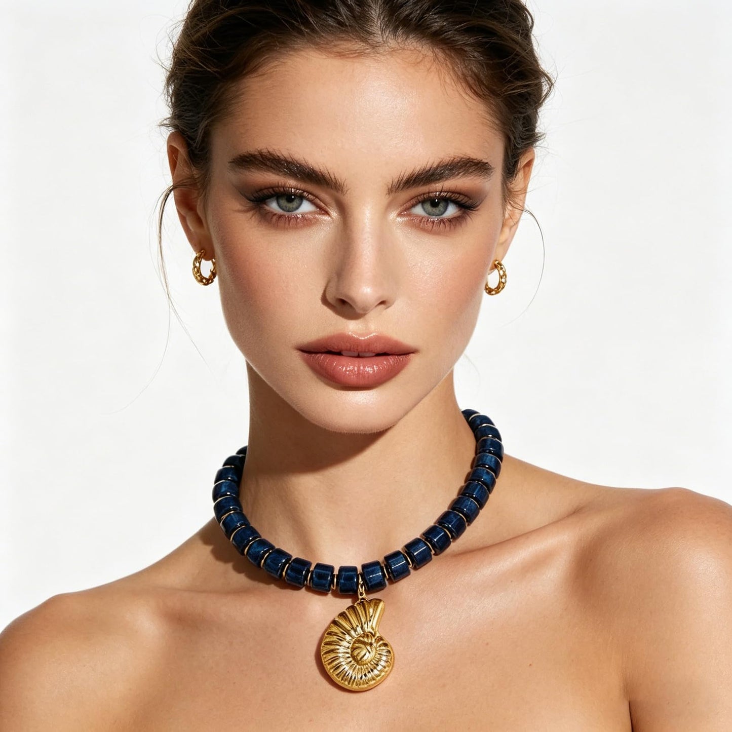 IQIC Beach Resin Conch Necklace for Women Blue Gold Bead Spiral Necklace Boho Summer Snail Shell Necklaces Beach Summer Jewelry Accessories (blue)