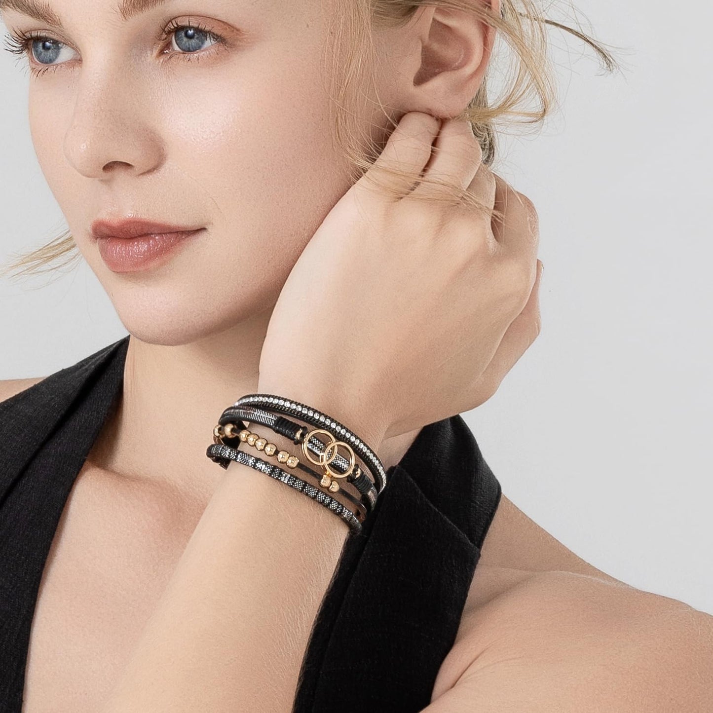FANCY SHINY Boho Leather Wrap Bracelet Stackable Beaded Infinity Chunky Cuff Bracelets with Magnetic Clasp Western Hippie Outfits Jewelry Gifts for Women(Black)
