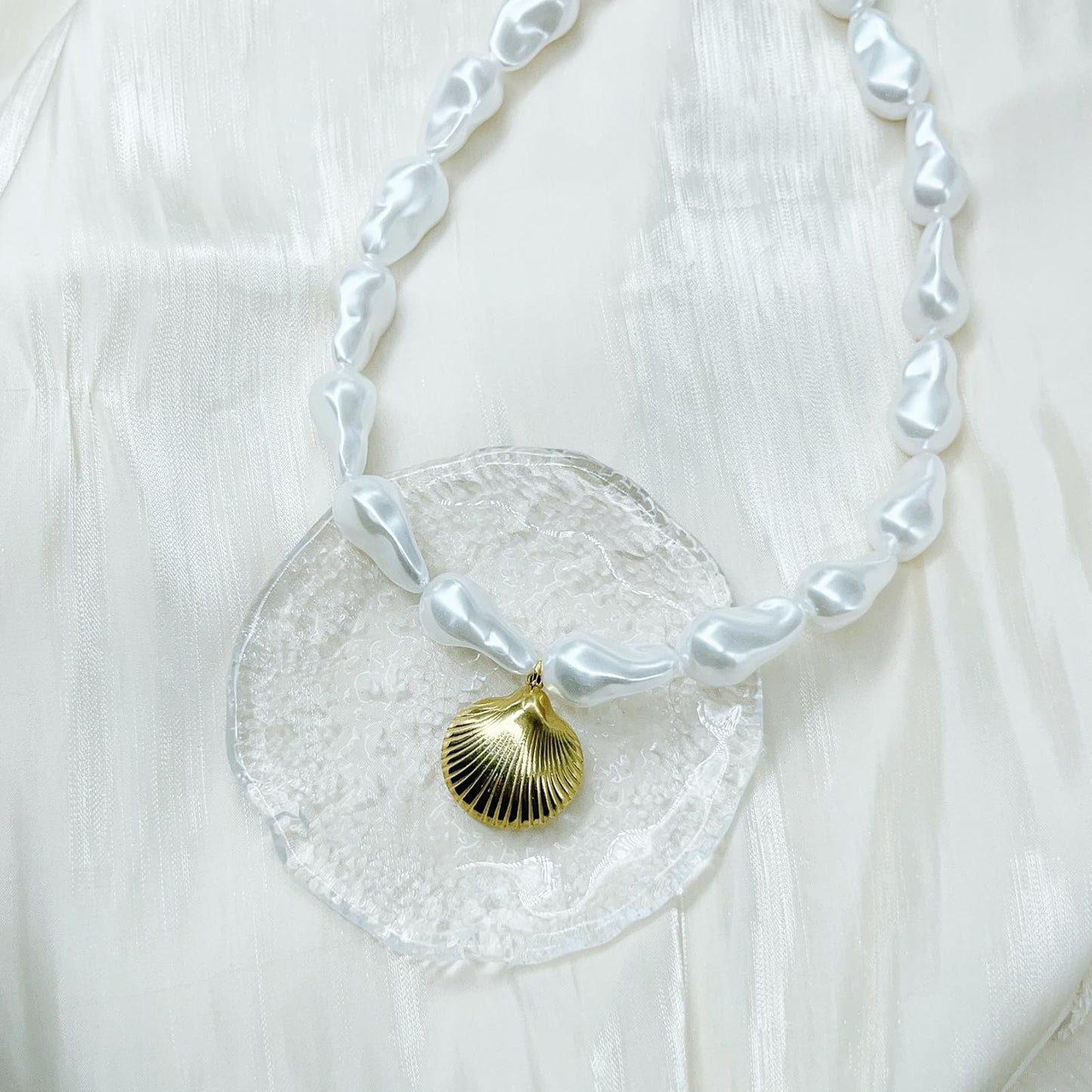 Starfish Pearl Necklace for Women Baroque Pearl Starfish Necklace Bubble Star Statement Necklaces Adjustable Baroque Star Necklaces Summer Fashion Jewelry Accessories (shell)