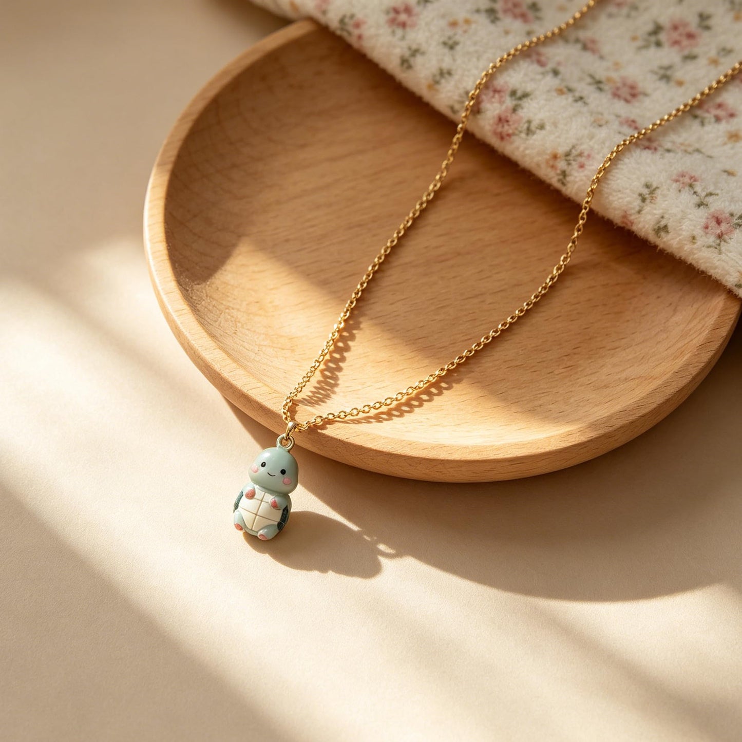 Baydurcan Turtle Necklace for Women, Cute Sea Turtle Ocean Pendant Summer Beach Jewelry, Inspirational Birthday Gift for Friends Sister Daughter
