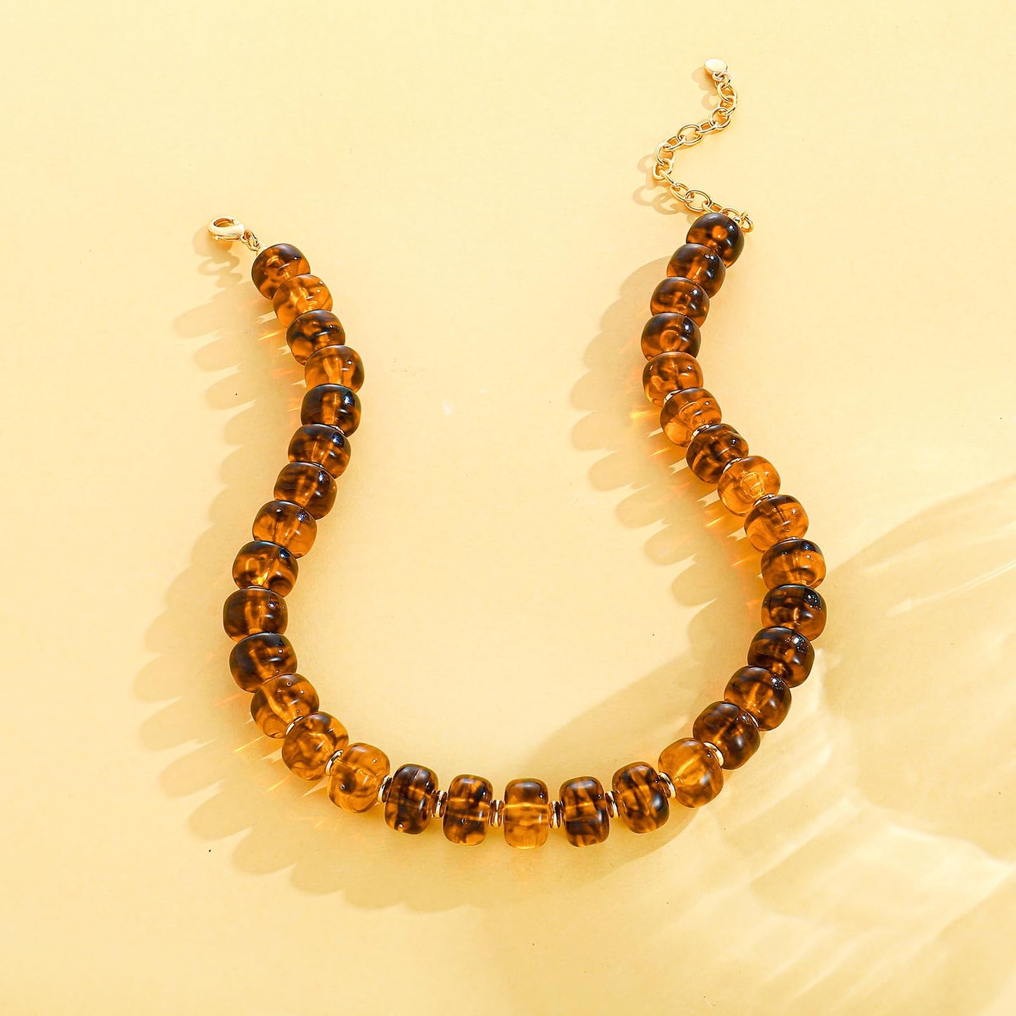 HolidayQbee Beaded Necklace for Women Boho Bead Chunky Necklace Big Bead Necklace Fashion Trendy Summer Amber Resin Beaded Necklaces Jewelry Gifts