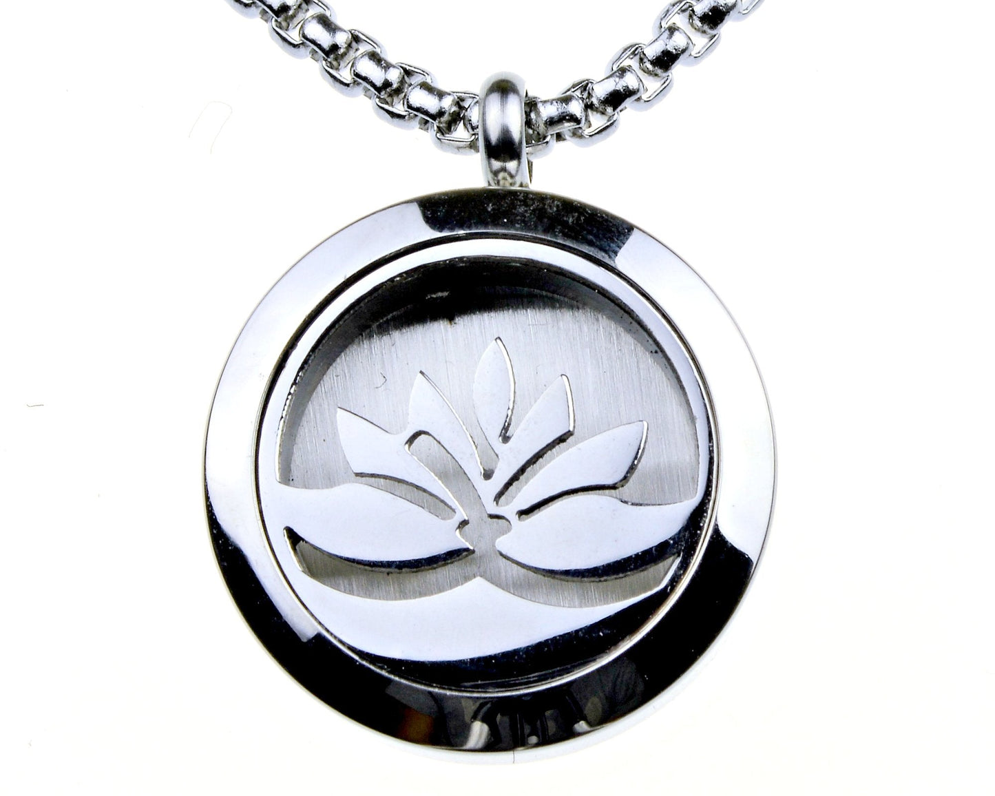 Wild Essentials Open Lotus Flower Necklace Essential Oil Diffuser Kit, Lavender, Lemongrass, Peppermint, Orange Oils, 12 Refill Pads, Aromatherapy Gift Set, Customizable Color Changing, Perfume