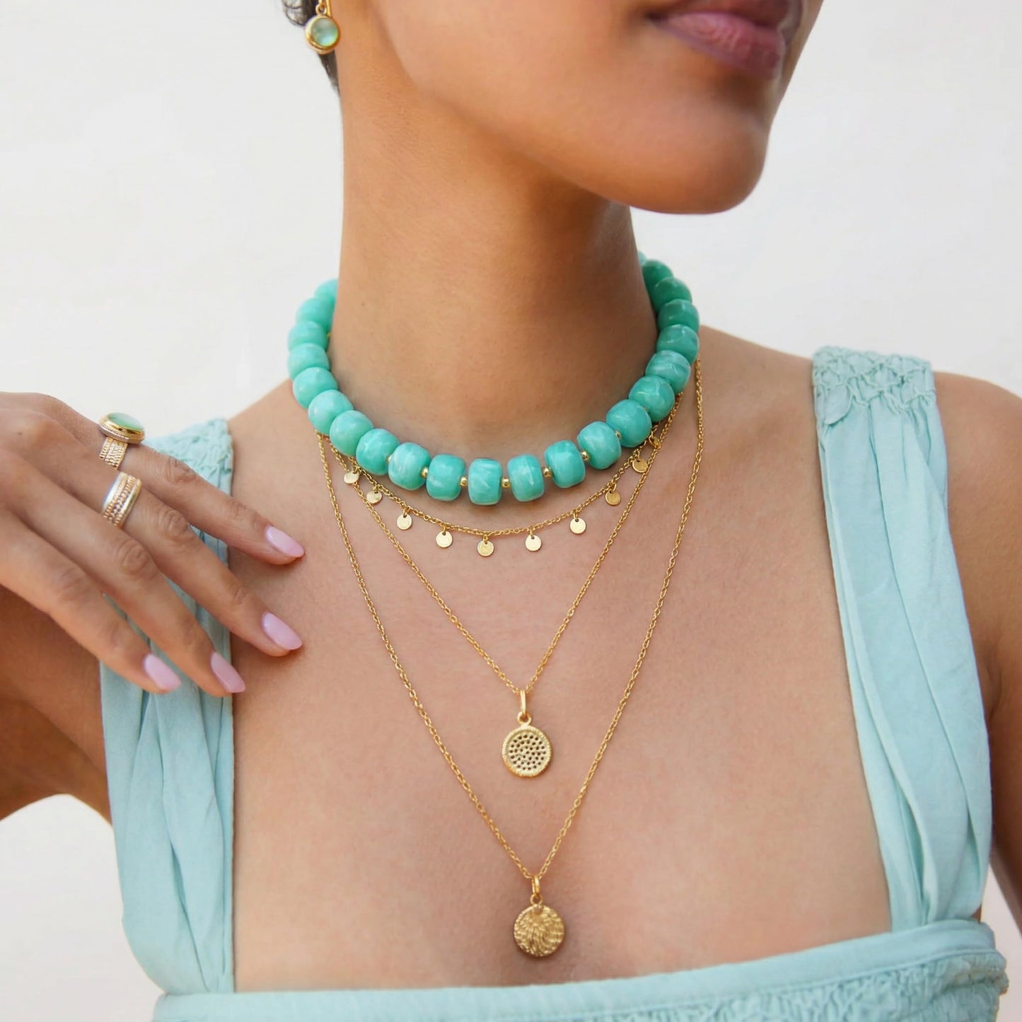 Badu Mint Green Chunky Beaded Necklace for Women,Acrylic Bead Choker Statement Necklace Cute Trendy Necklaces Jewelry Gifts