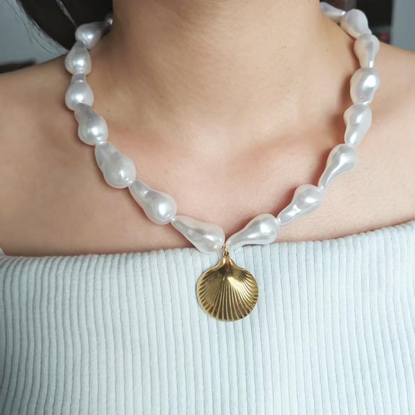 Starfish Pearl Necklace for Women Baroque Pearl Starfish Necklace Bubble Star Statement Necklaces Adjustable Baroque Star Necklaces Summer Fashion Jewelry Accessories (shell)