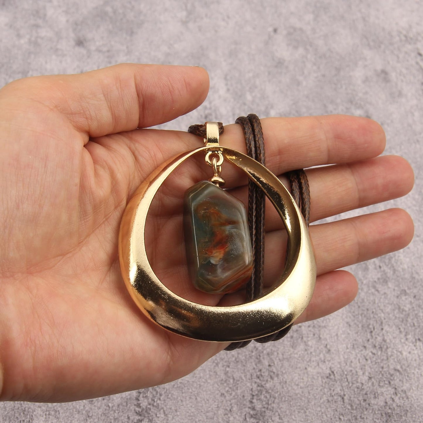 joymiao Boho Necklaces for Women Trendy Bohemian Necklaces Chunky Statement Vintage Necklace Hand Made Jewelry Gold Pendant with Resin Stone