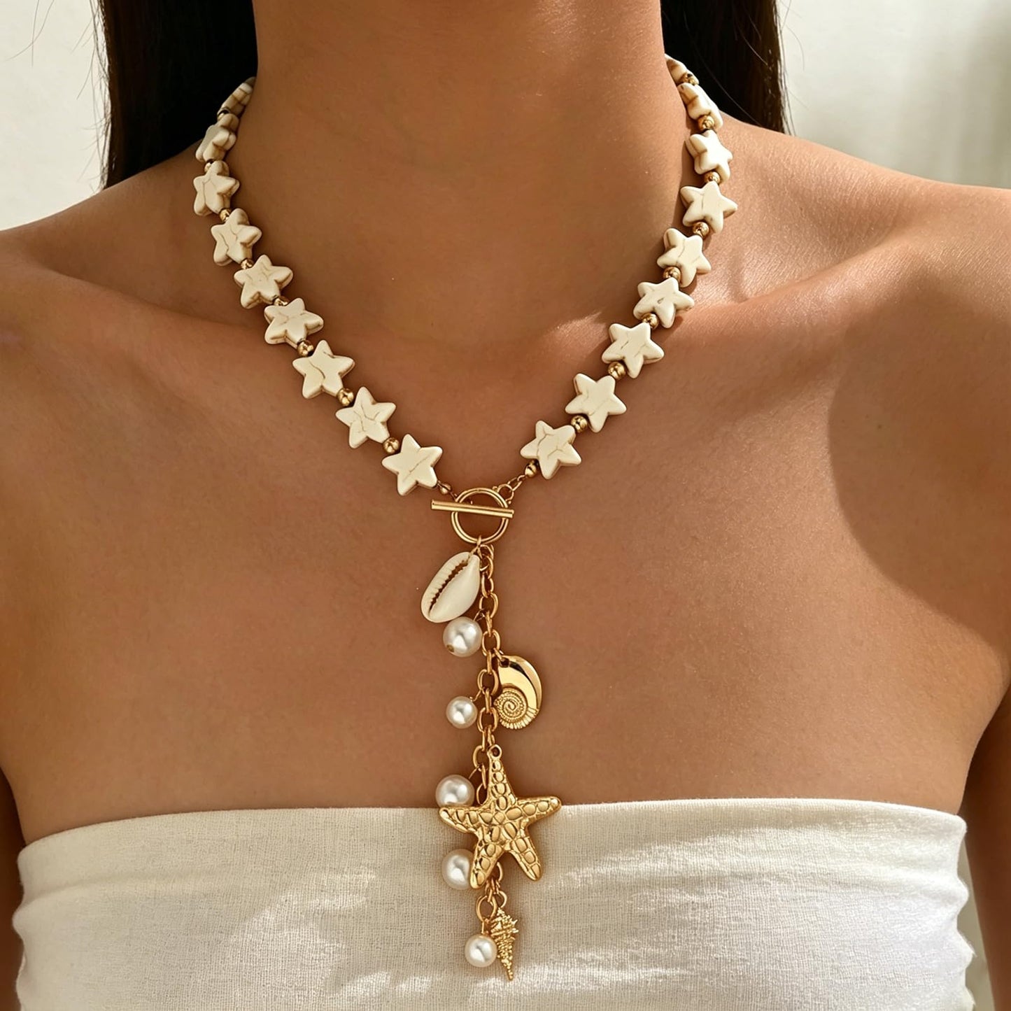 Stringex Seashell Starfish Choker Necklace for Women Boho Gold Starfish Pendant Necklaces Chunky Turquoise Beaded Long Necklace Trendy Holiday Jewelry Gifts (White)