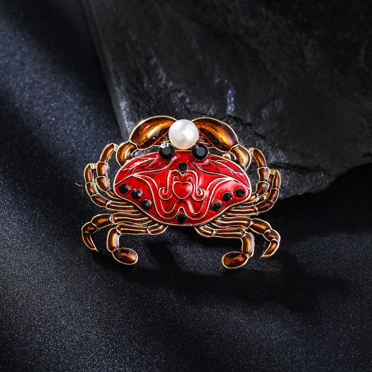 Crab Brooch for Women Enamel Crab Pin Ocean Themed Brooch Birthday Holiday Gift for Wife Girlfriend Mother