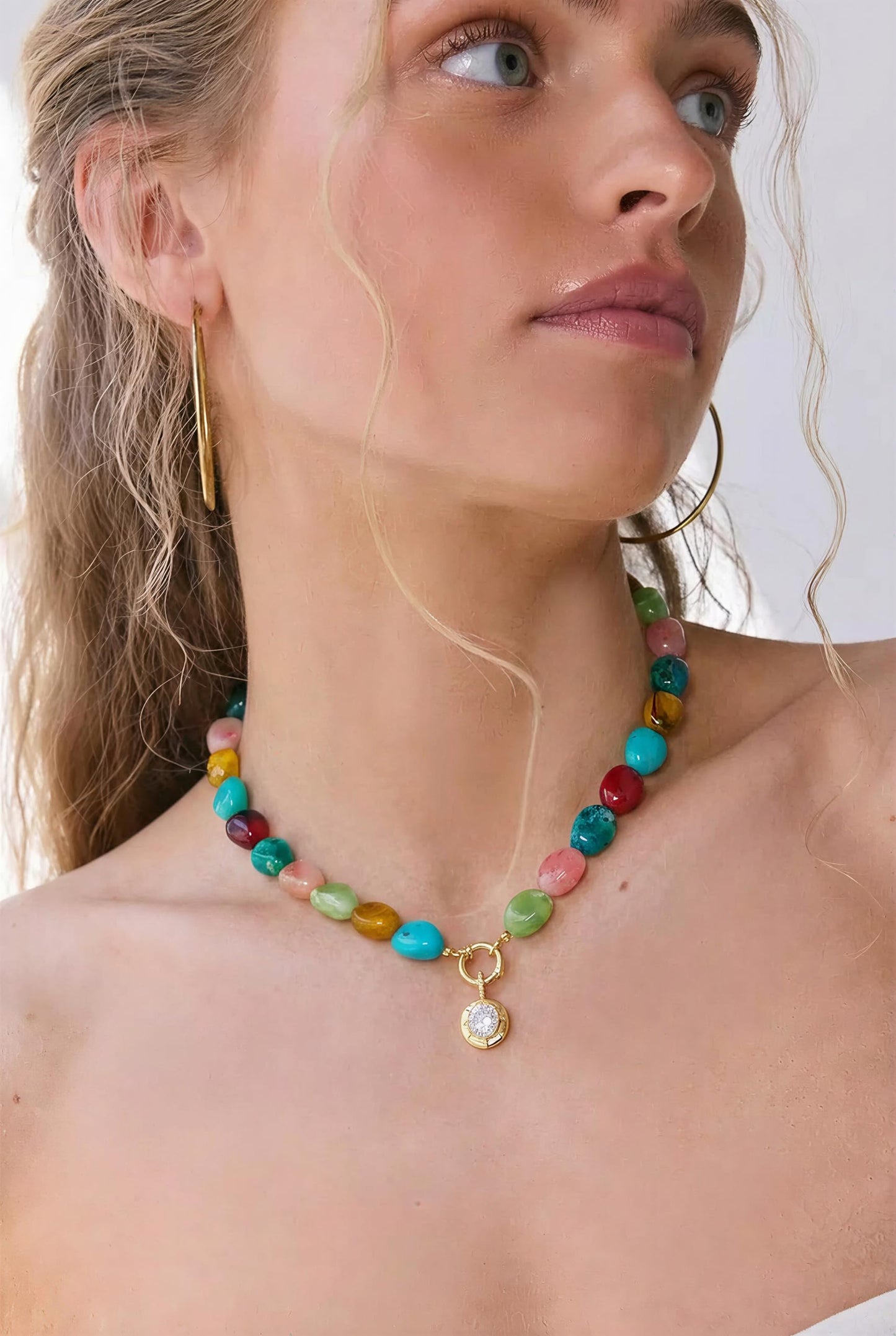 RepaTime Boho Colorful Acrylic Beaded Necklace for Women, Dainty Gold Plated Chunky Necklace with Cubic Zirconia Pendant, Statement Resin Bead Choker Necklace, Summer Beach Jewelry Gift for Her