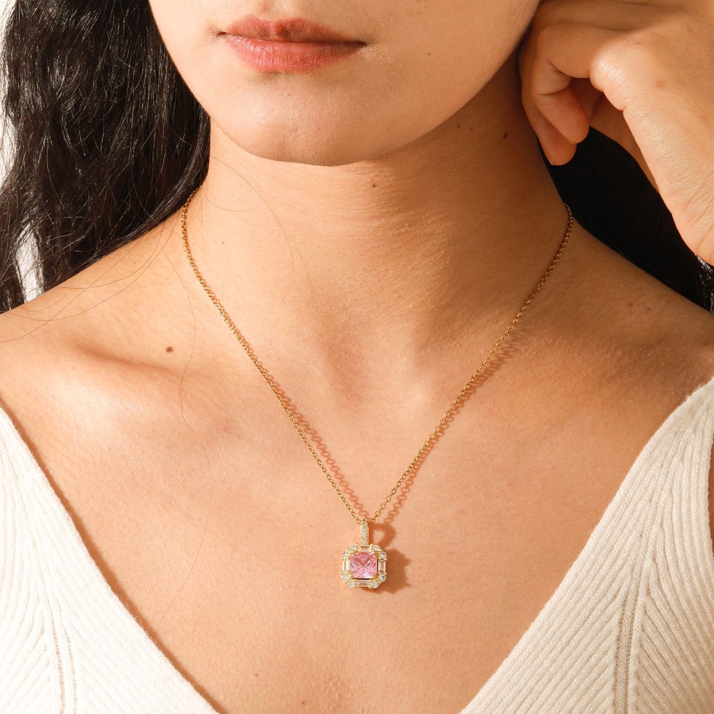 Pink Square Rose Quartz Necklace for Women-Gold Plated October Birthstone Healing Crystal Necklace For Valentine's Day Mother's Day Christmas Birthday Gifts