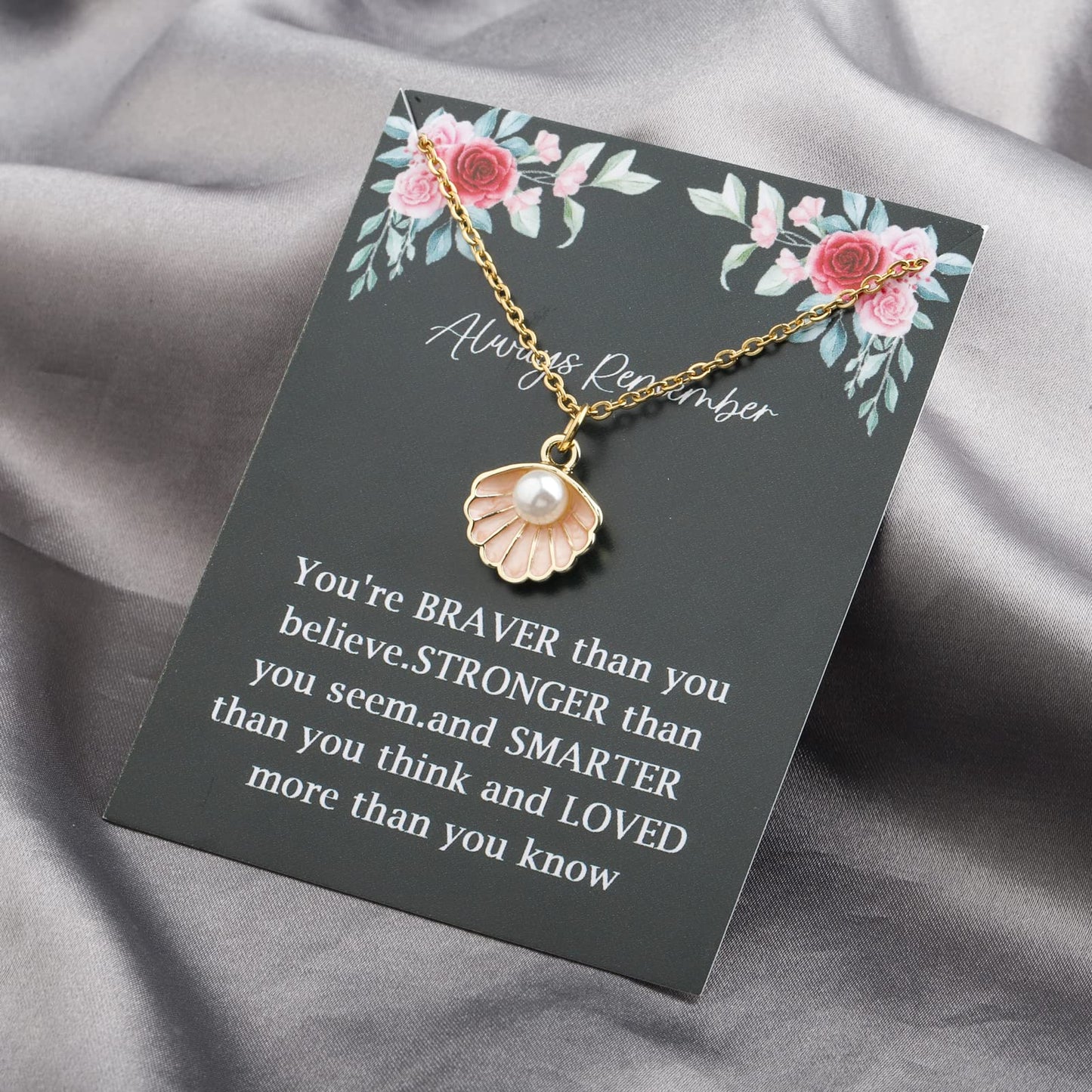 BNQL Seashell Pendant Necklace Beach Lover Gifts Scallop Necklace Enamel Blue Seashell Jewelry Gifts for Women