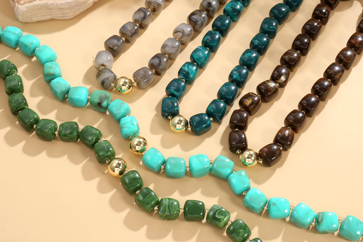 BREPINE Turquoise Chunky Necklaces for Women Multicolored Large Square Resin Beads Necklace Trendy Bold Statement Beaded Summer Candy jelly Vacation Choker