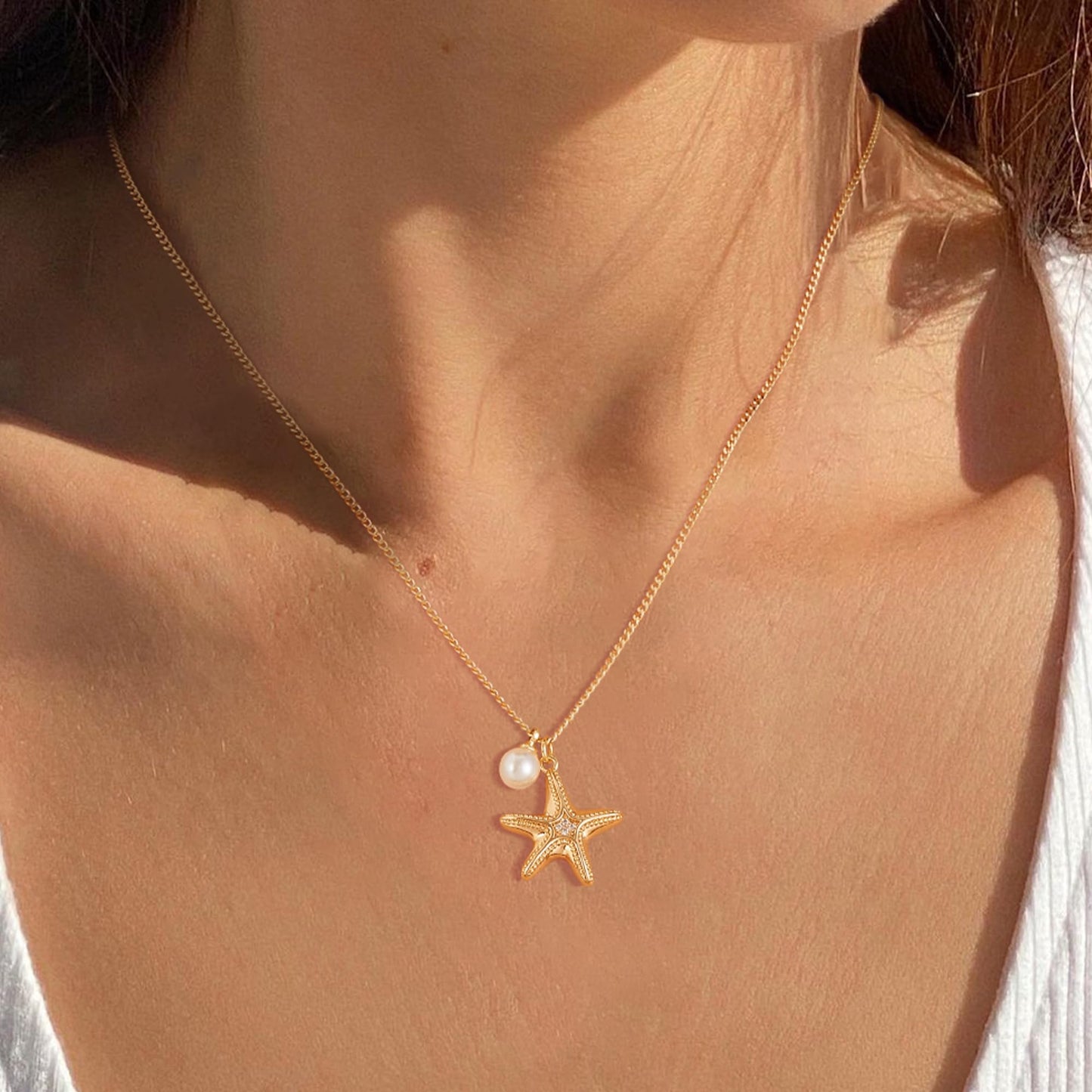 MTMY Gold Starfish Necklace 14K Gold Plated Shell Conch Ocean Pendant Necklace for Women Beach Summer Jewelry(Starfish Pearl)