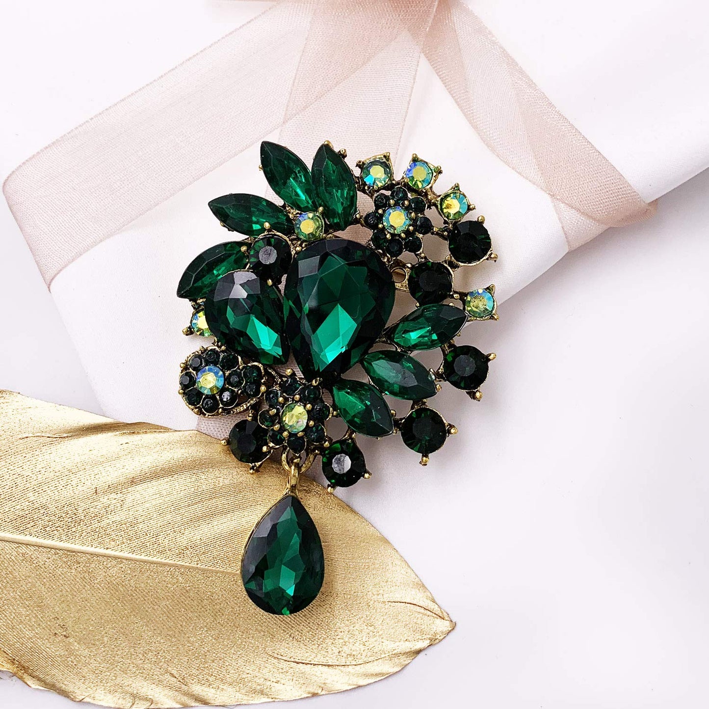 LAXPICOL Wedding Bridal Big Green Crystal Rhinestone Bouquet Teardrop Brooch Pin for Women Golden Tone