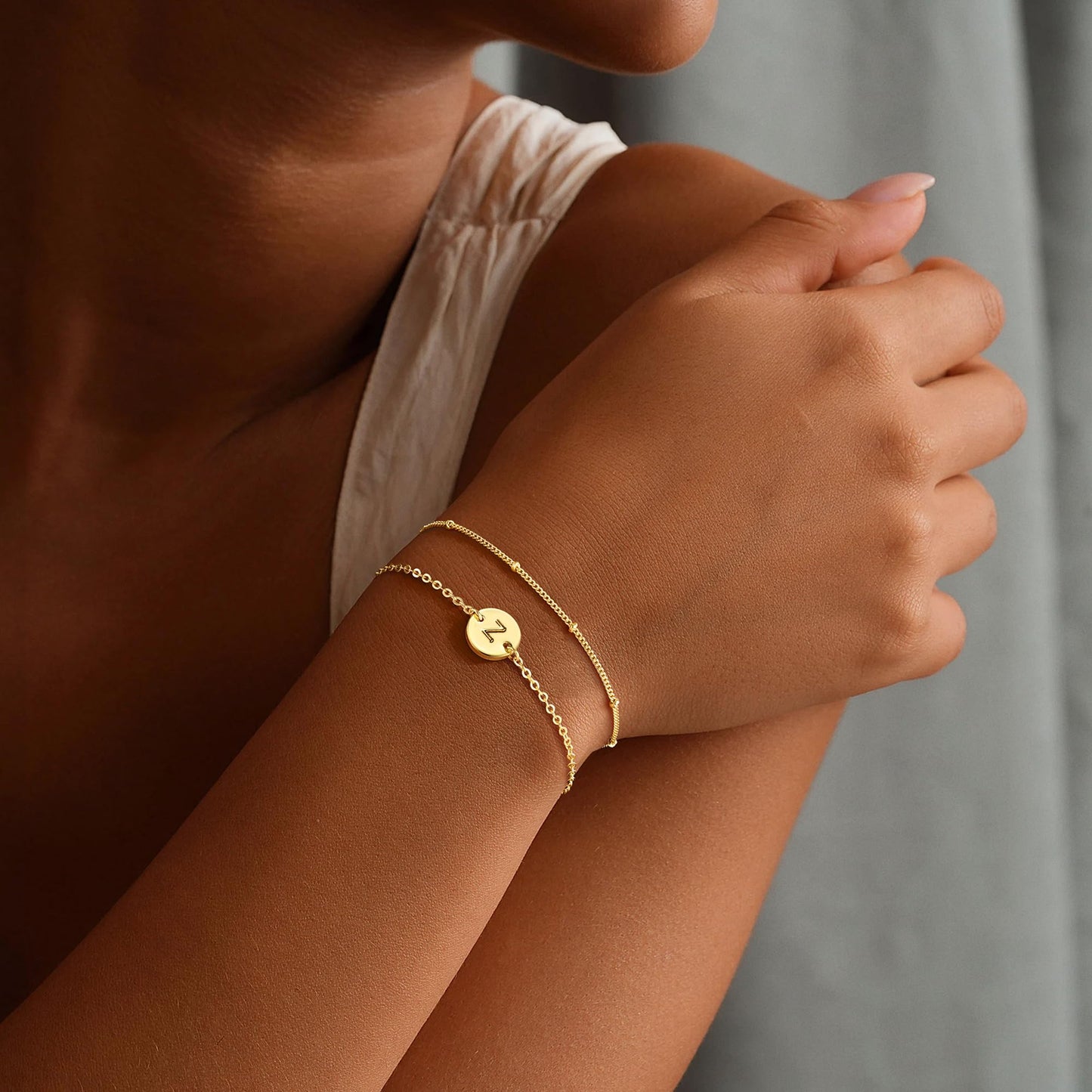 MONOZO Gold Initial Bracelets for Women Trendy, Dainty 14K Gold Filled Z Letter Initial Bracelet Women Disc Monogram Bracelet Jewelry Gifts for Birthday Jewelry Gifts