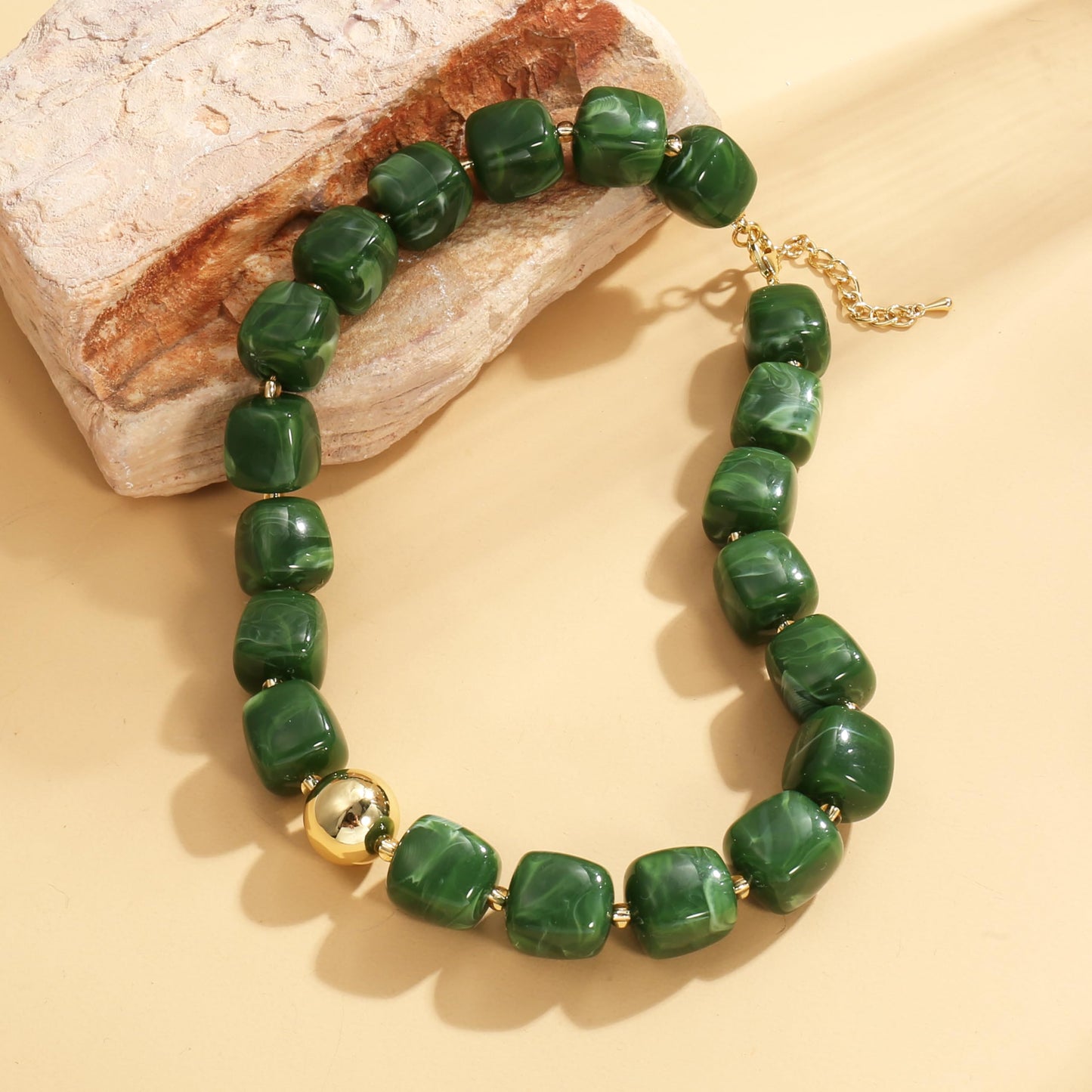 BREPINE Dark Green Chunky Necklaces for Women Multicolored Large Square Resin Beads Necklace Trendy Bold Statement Beaded Summer Candy jelly Vacation Choker