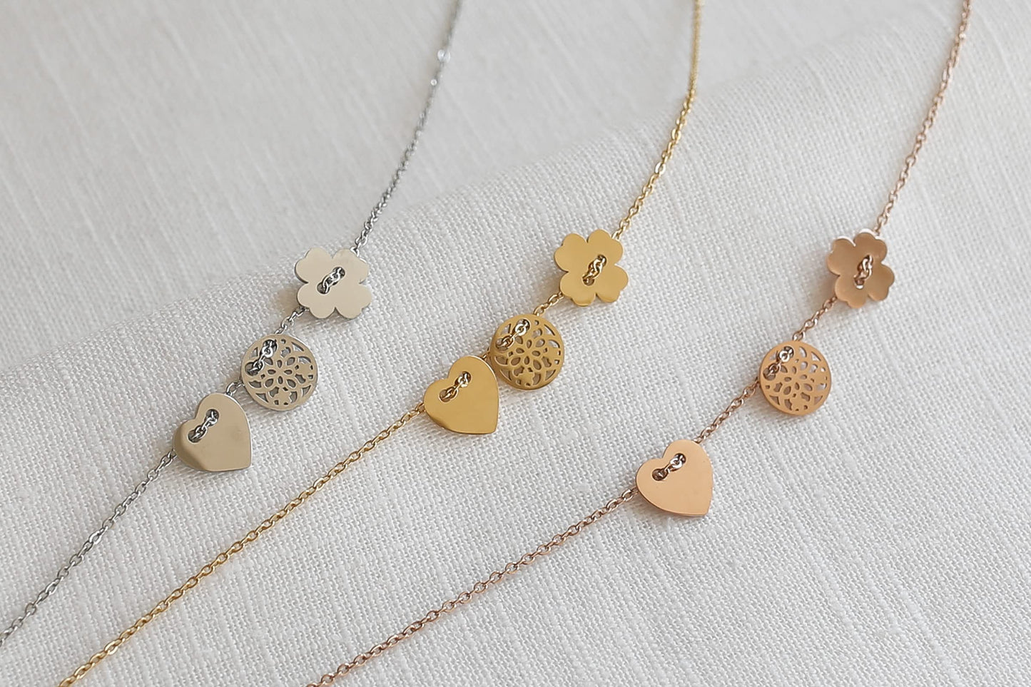 LUUK LIFESTYLE Stainless steel necklace for women, with four-leaf clover, mandala and heart pendants, lucky charms, with HAPPINESS gift card, fine design for attractive look, silver