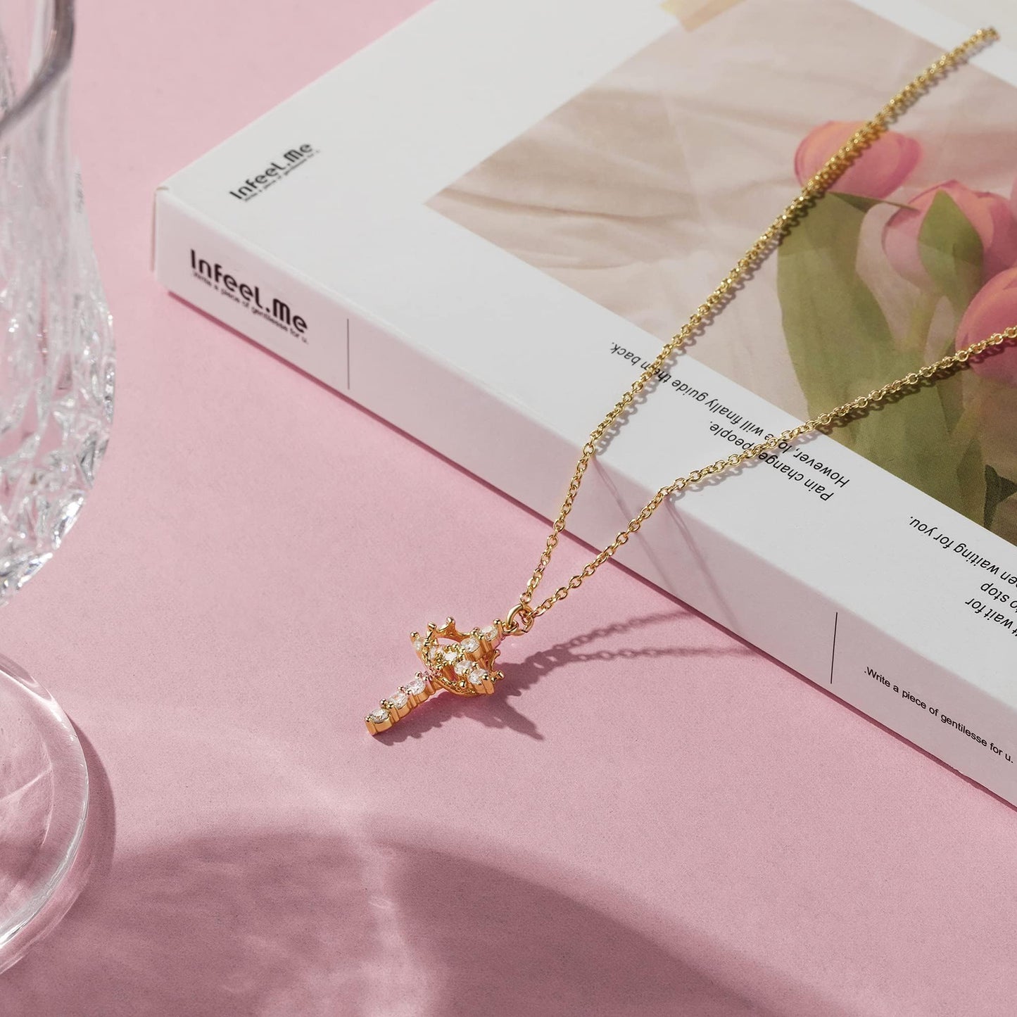 Robaice Gold Cross Necklace for Women, 14K Gold Plated Crown Cross Pendant Necklace Cross Necklaces Faith Jewelry First Communion Necklace, Gold