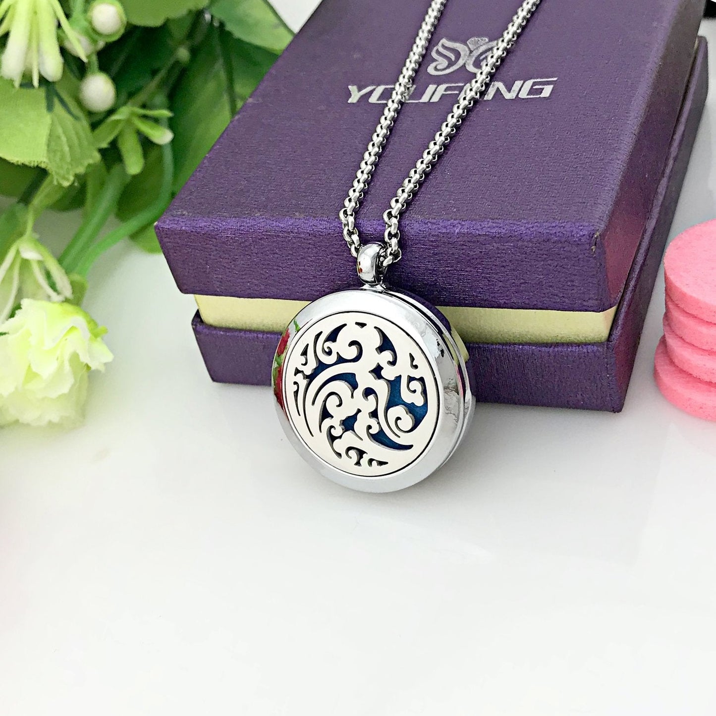 Essential Oil Necklace Diffuser Family Tree of Life Necklace Pendant Aromatherapy Locket 49 Refill Pads (Cloud Diffuser Locket)