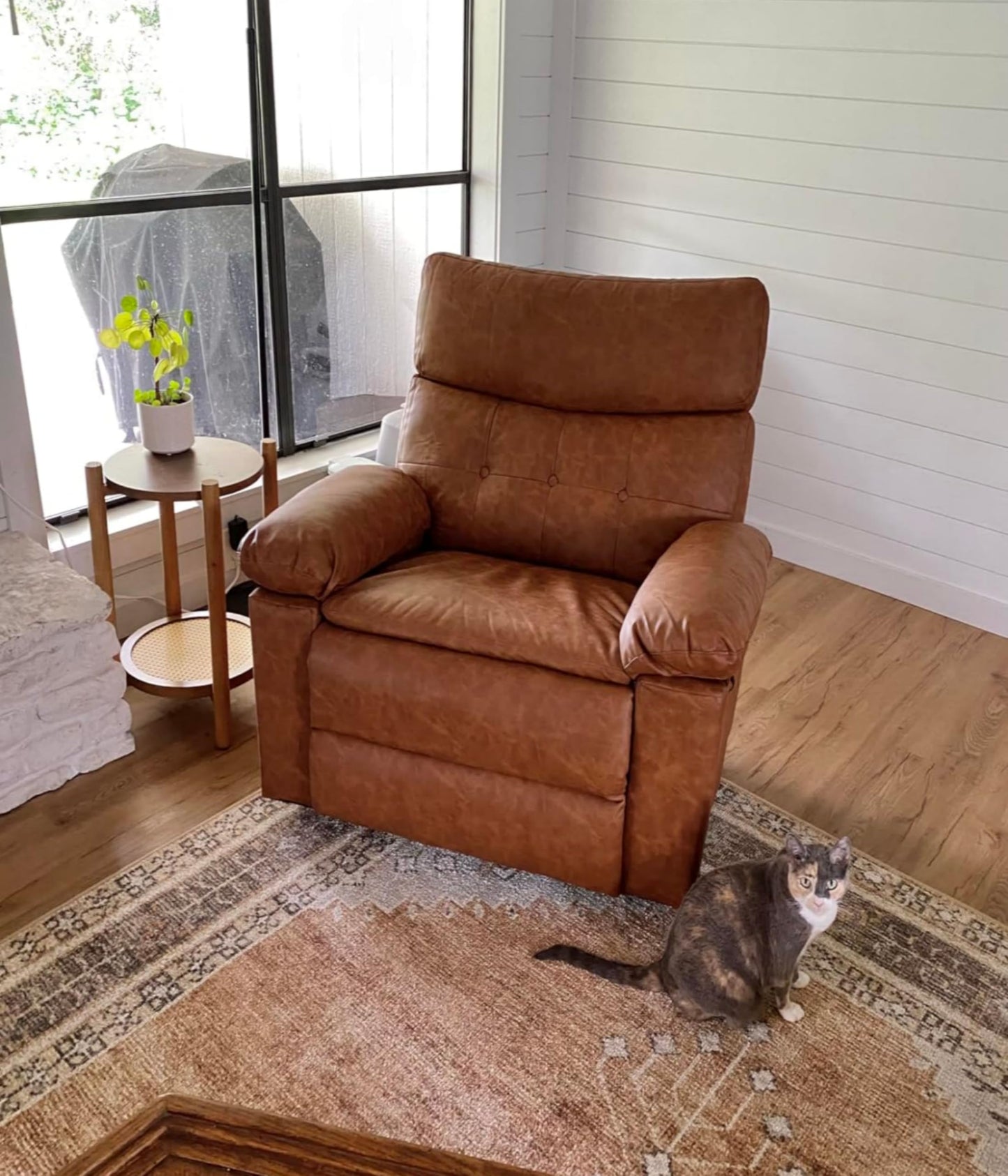 GarveeHome Recliner Chair - PU Leather Manual Recliner for Adults, Lazy Chair with 1.5X Sponge Comfort Arm and Back for Living Room, Bedroom