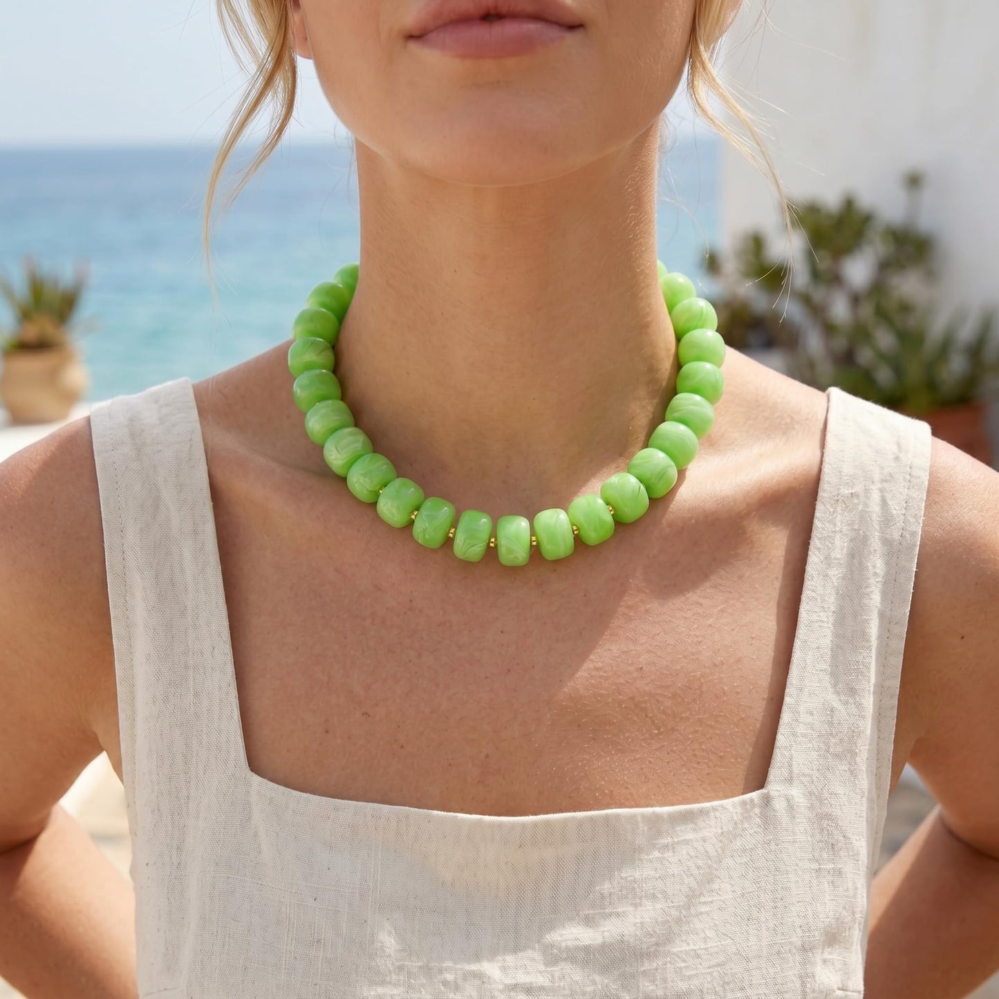 Badu Green Chunky Beaded Necklace for Women,Acrylic Bead Choker Statement Necklace Cute Trendy Necklaces Jewelry Gifts