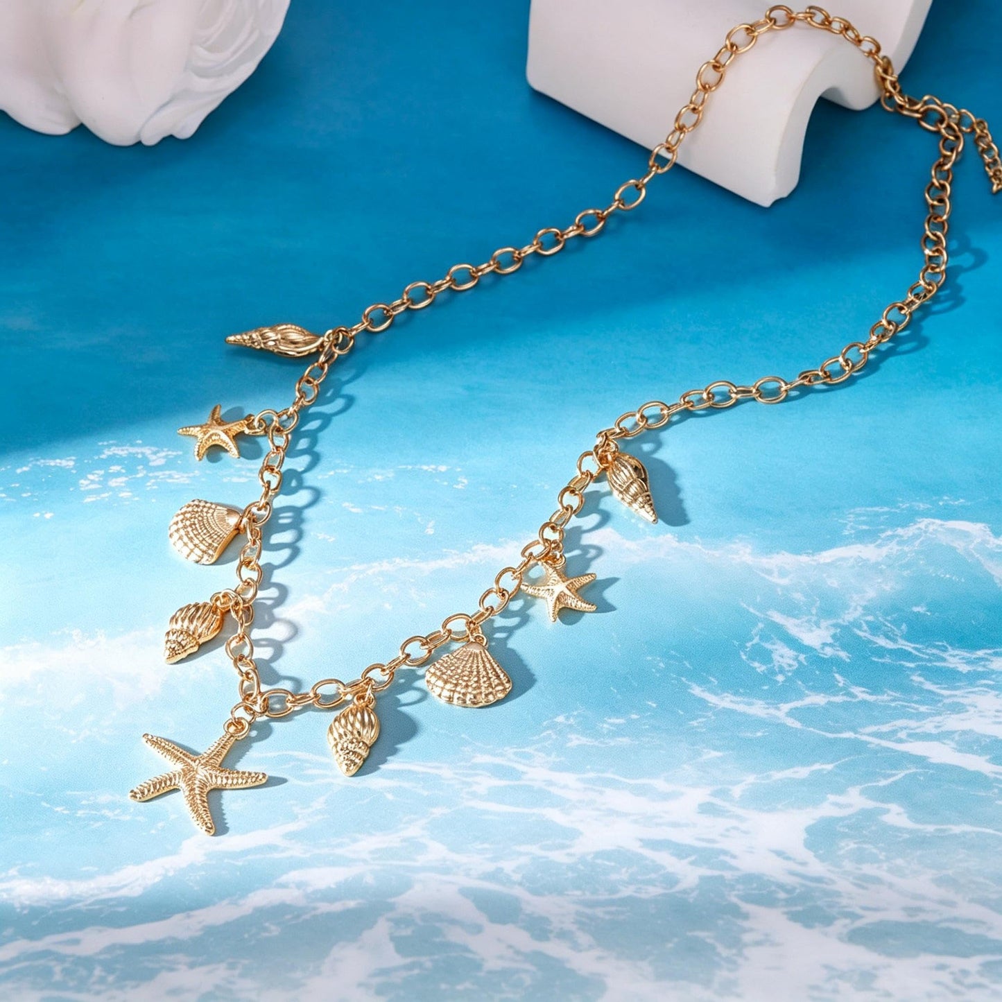 keekingdom Gold Seashell Necklace Adjustable Summer Necklaces for Women Beachy Jewelry for Swimwear Bikini Vacation Necklace for Beach Outfits (Gold)