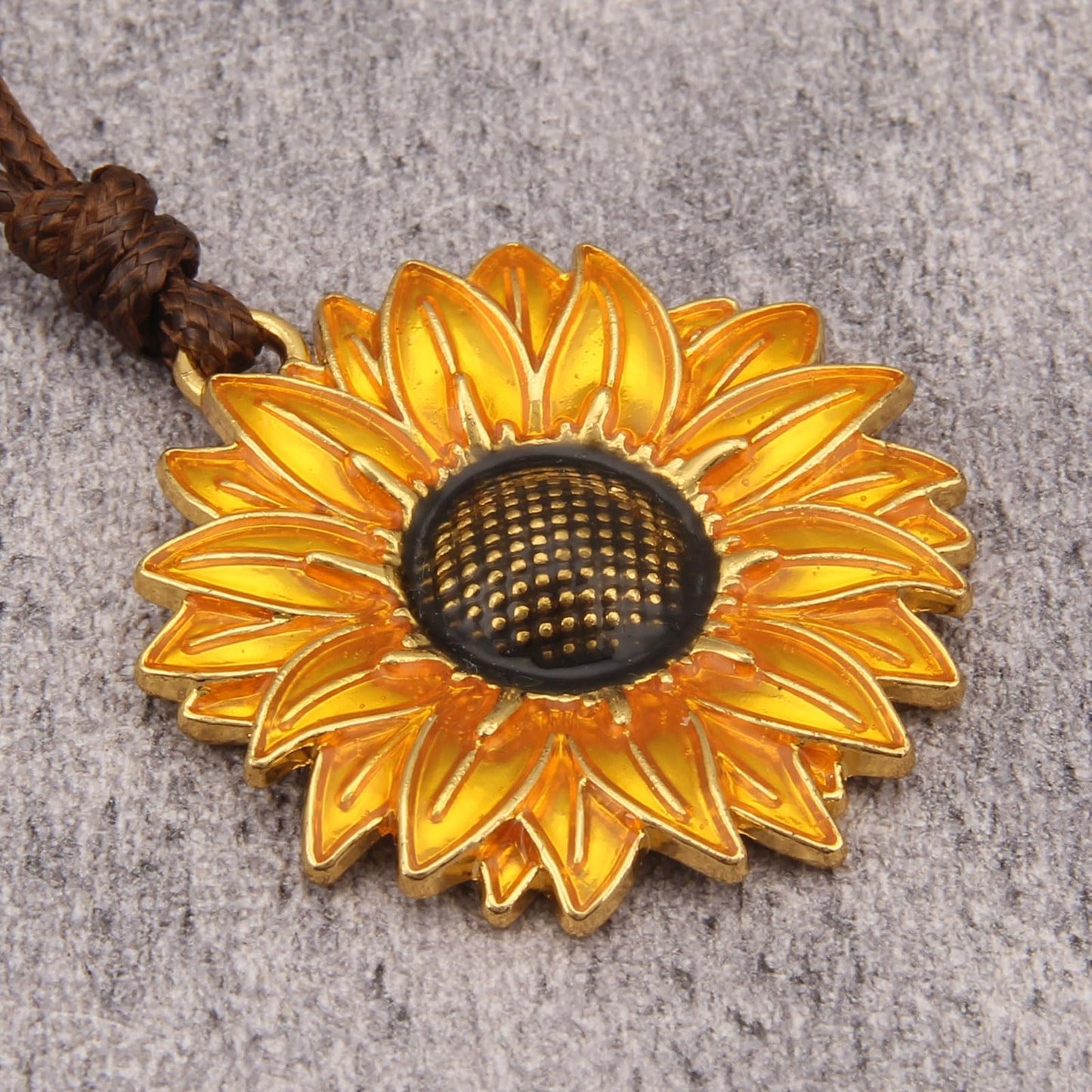 joymiao Long Chunky Necklaces for Women Vintage Necklace Sunflower Pendant Boho Style Choker Hippie Statement Necklace