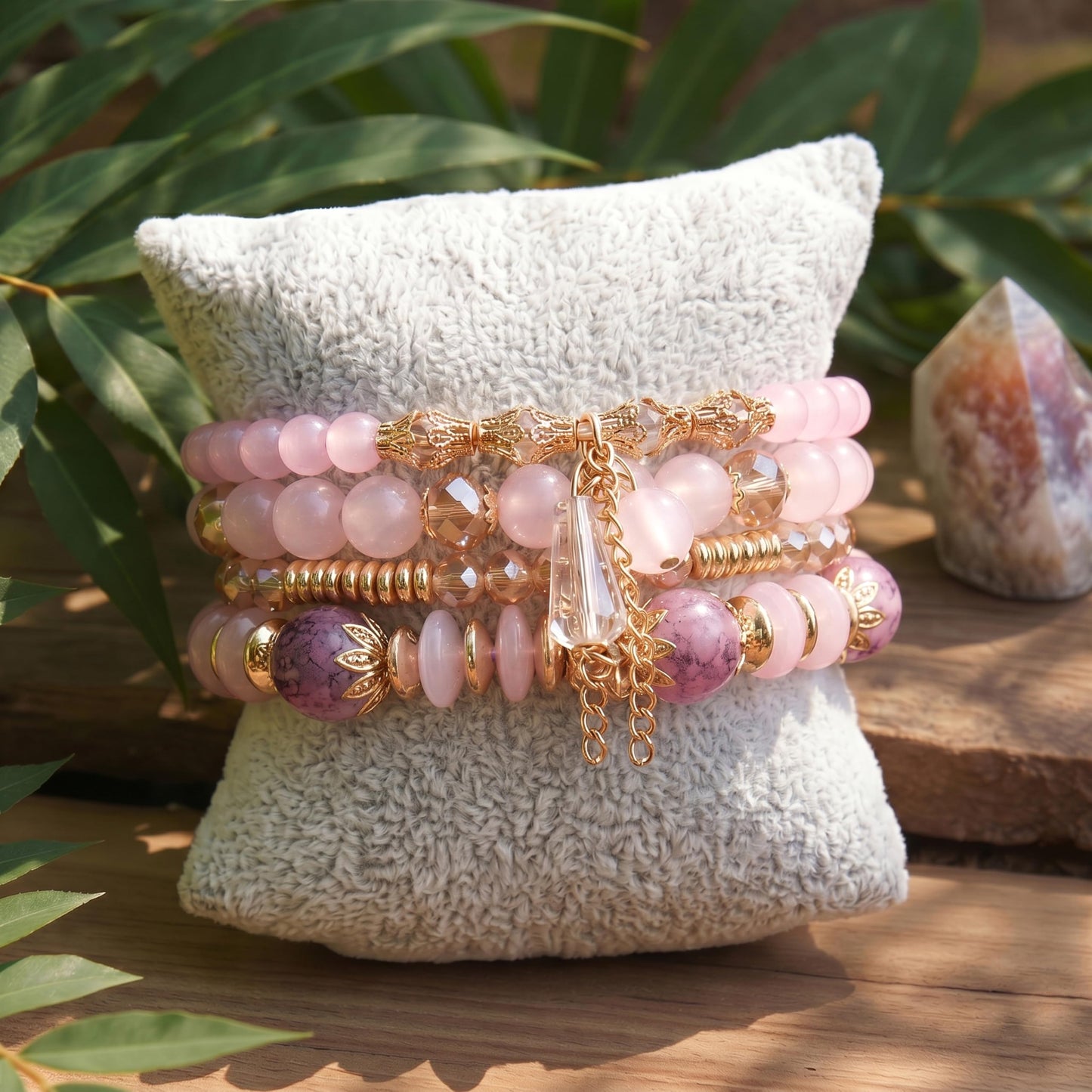 Tungary 4Pcs Beaded Bracelets for Women Bohemian Bracelet Stacks Handmade Natural Stone Stretch Bracelets Multi-Color Daily Wear Accessories Summer Beach Boho Jewelry Gift Pink Bracelet Set