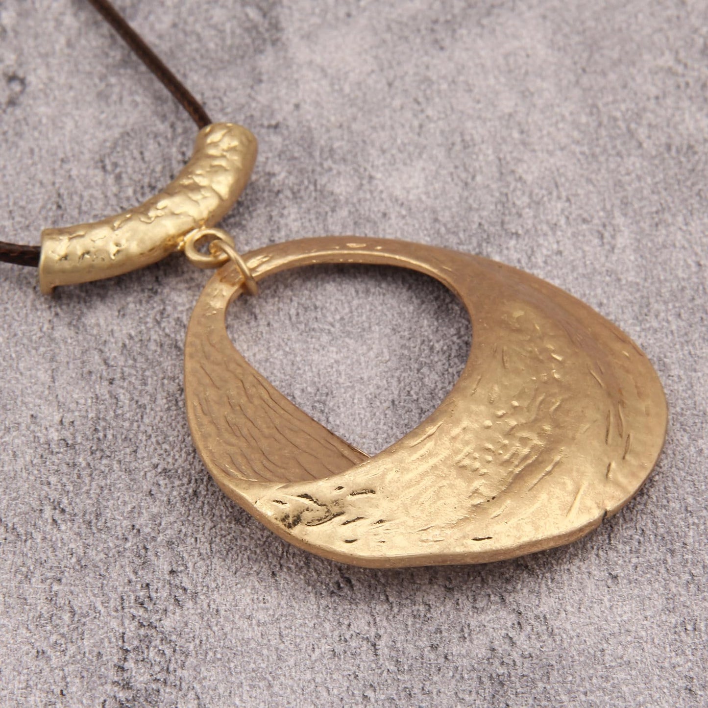 joymiao Boho Pendant Necklace for Women Vintage Long Chunky Bohemian Necklace with Large Gold Pendant Hippie Choker Necklaces
