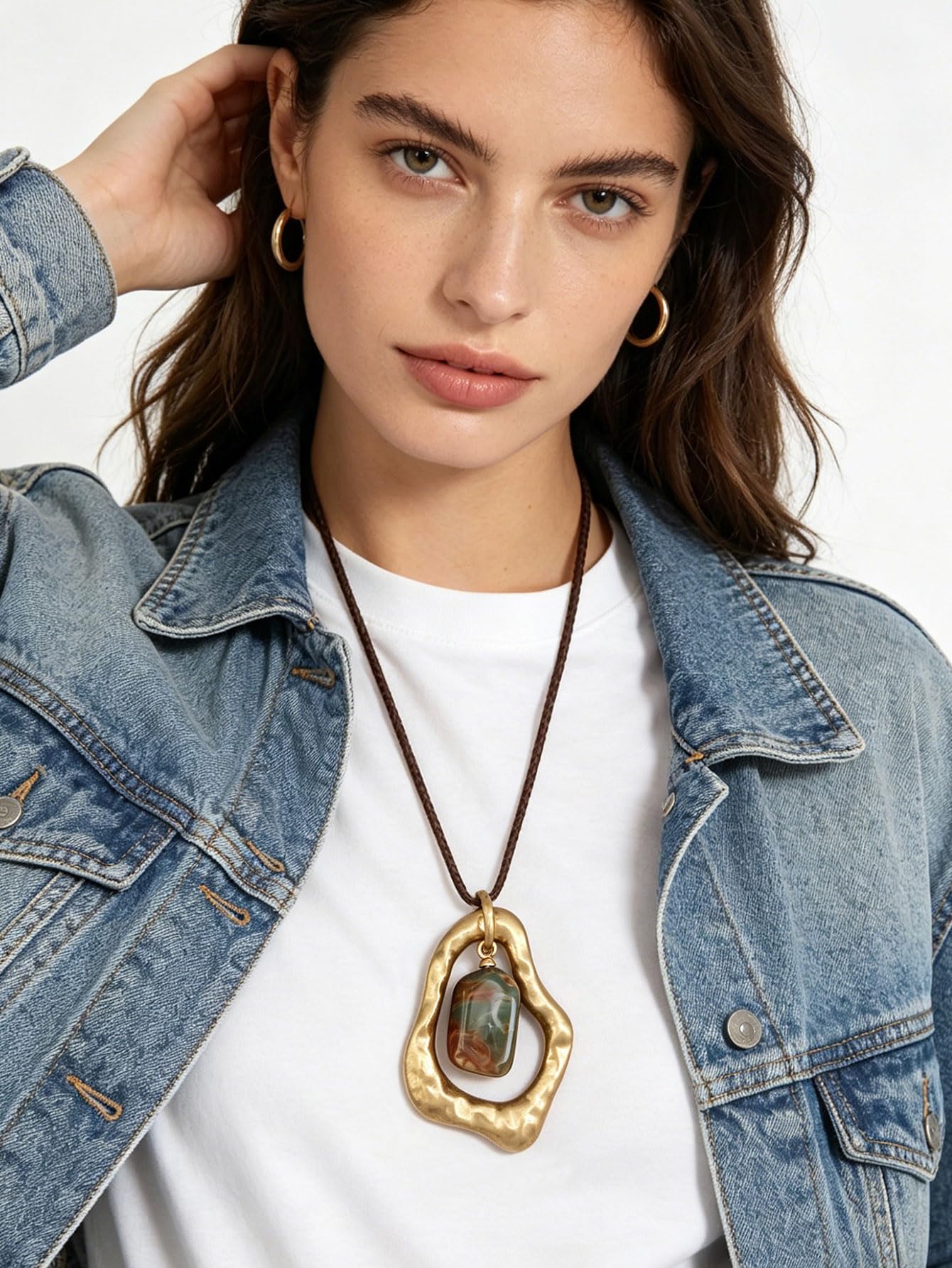 joymiao Vintage Pendant Necklace Women Chunky Gold Boho Necklace Large Vintage Bohemian Statement Boho Necklaces with Resin Stone Hippie Jewelry